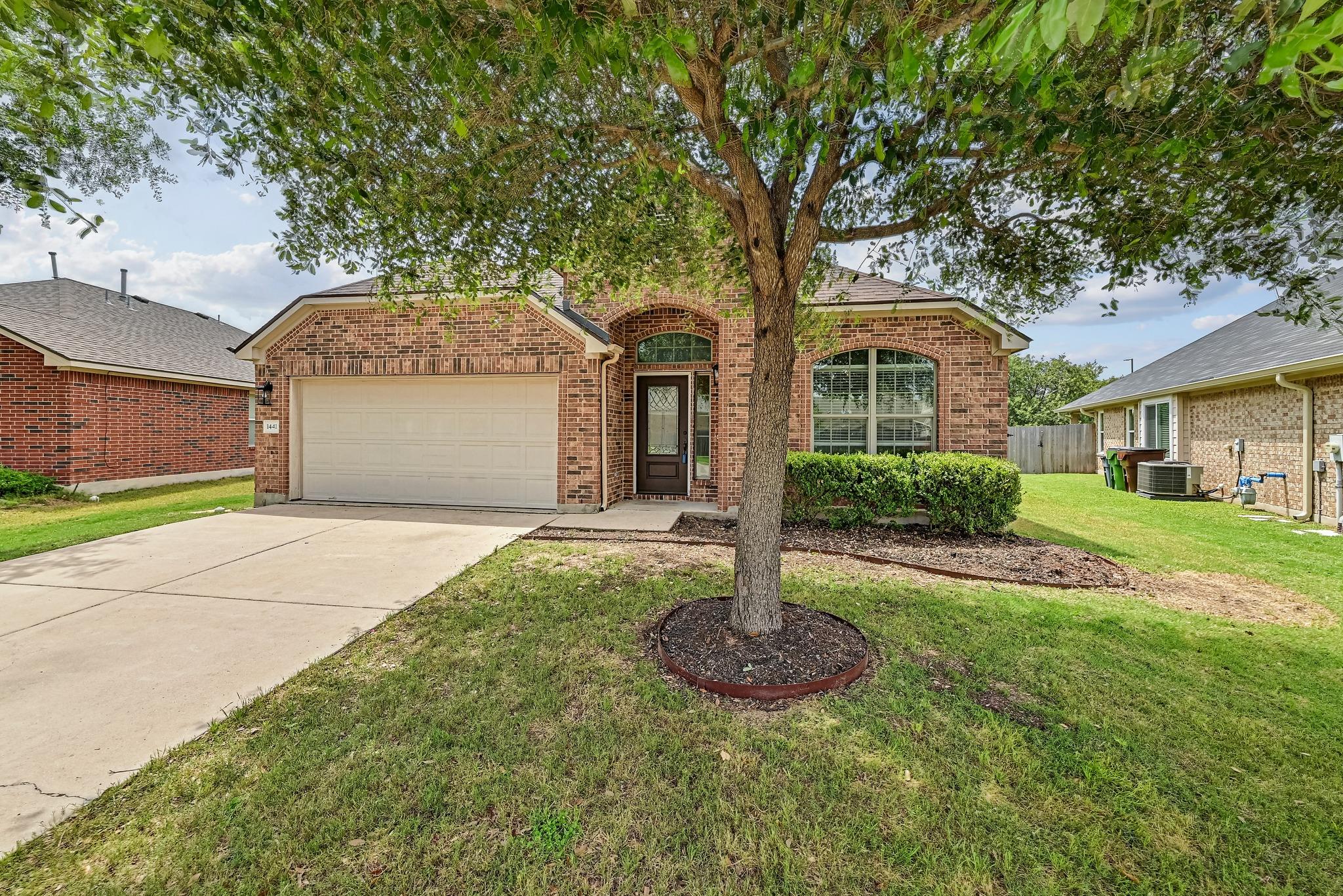 1441 Rainbow Parke DR, Round Rock, TX 78665