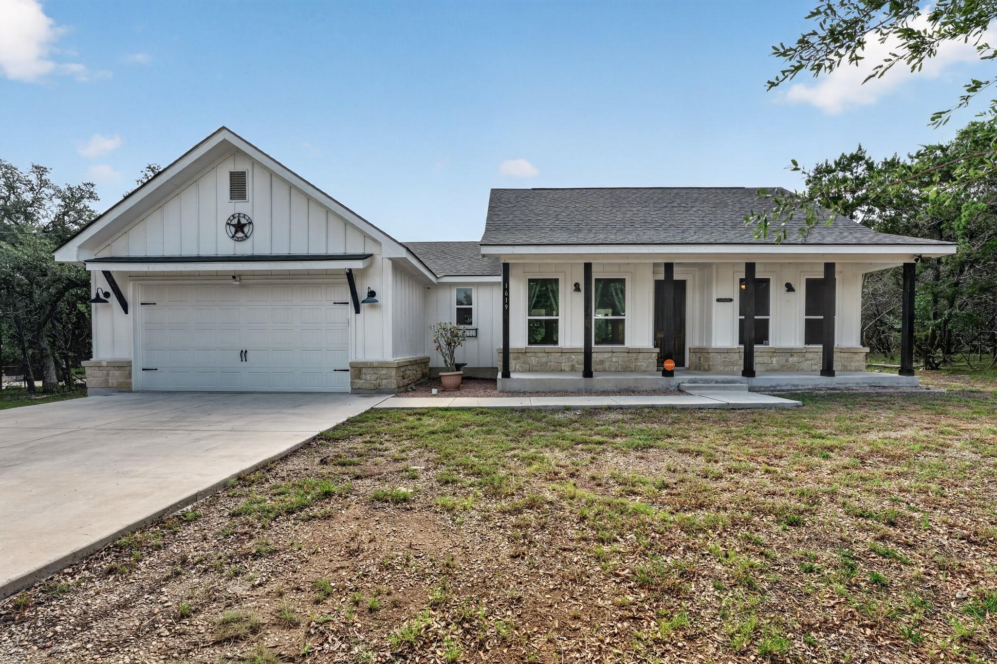 1619 Scenic View DR, Canyon Lake, TX 78133