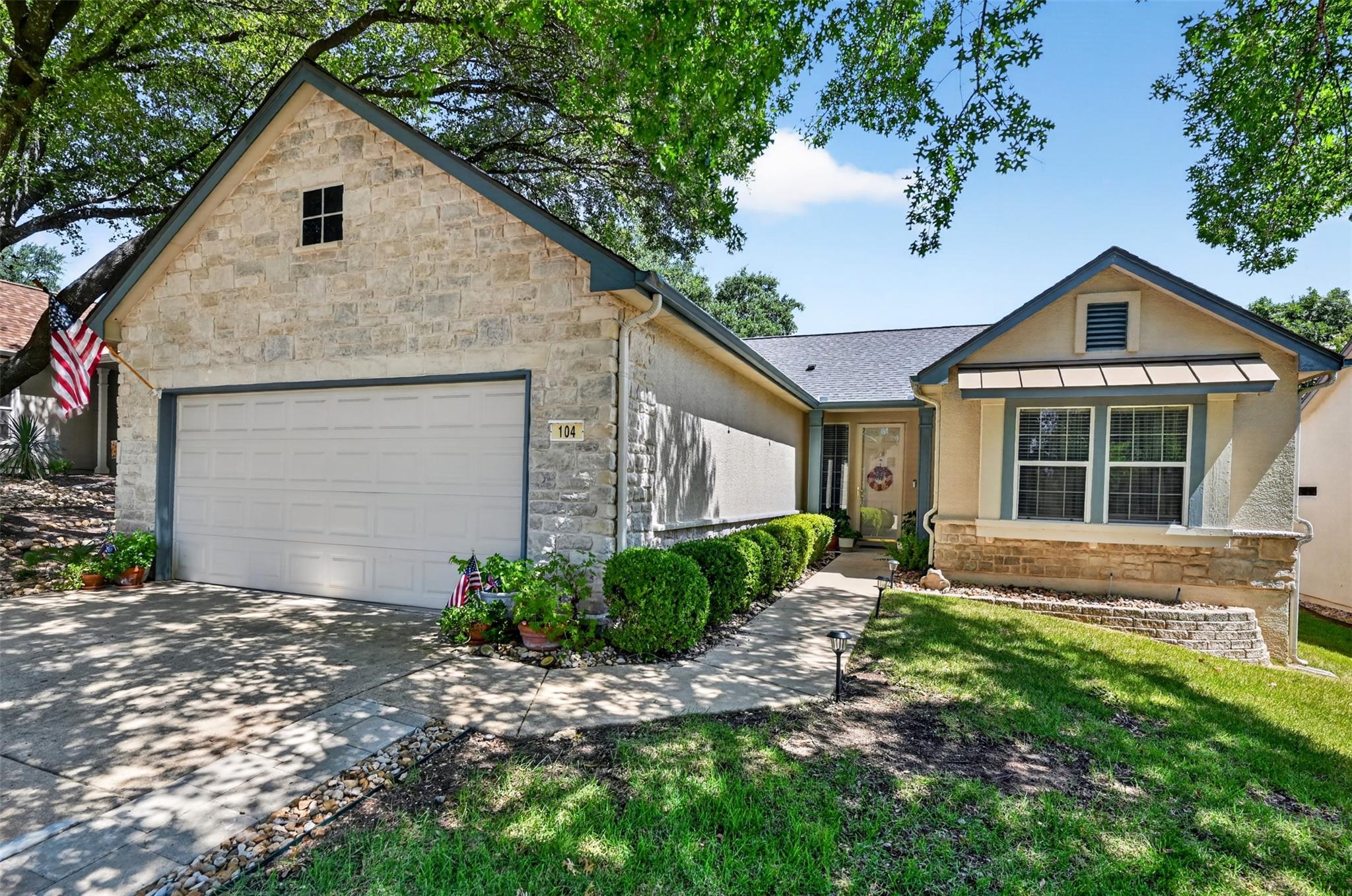 104 Purple Sage DR, Georgetown, TX 78633