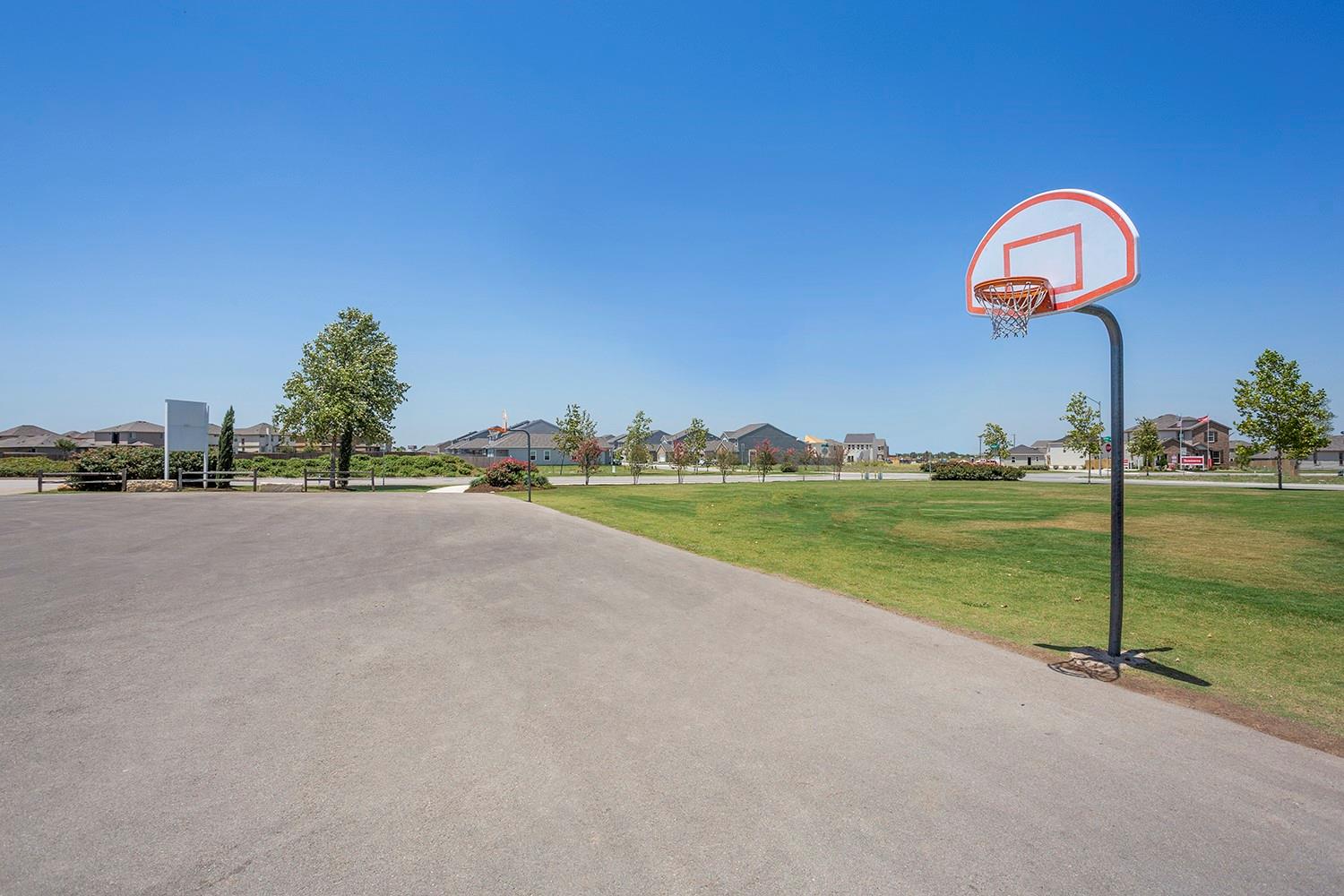 217 Firefox Way, Jarrell, TX 76537