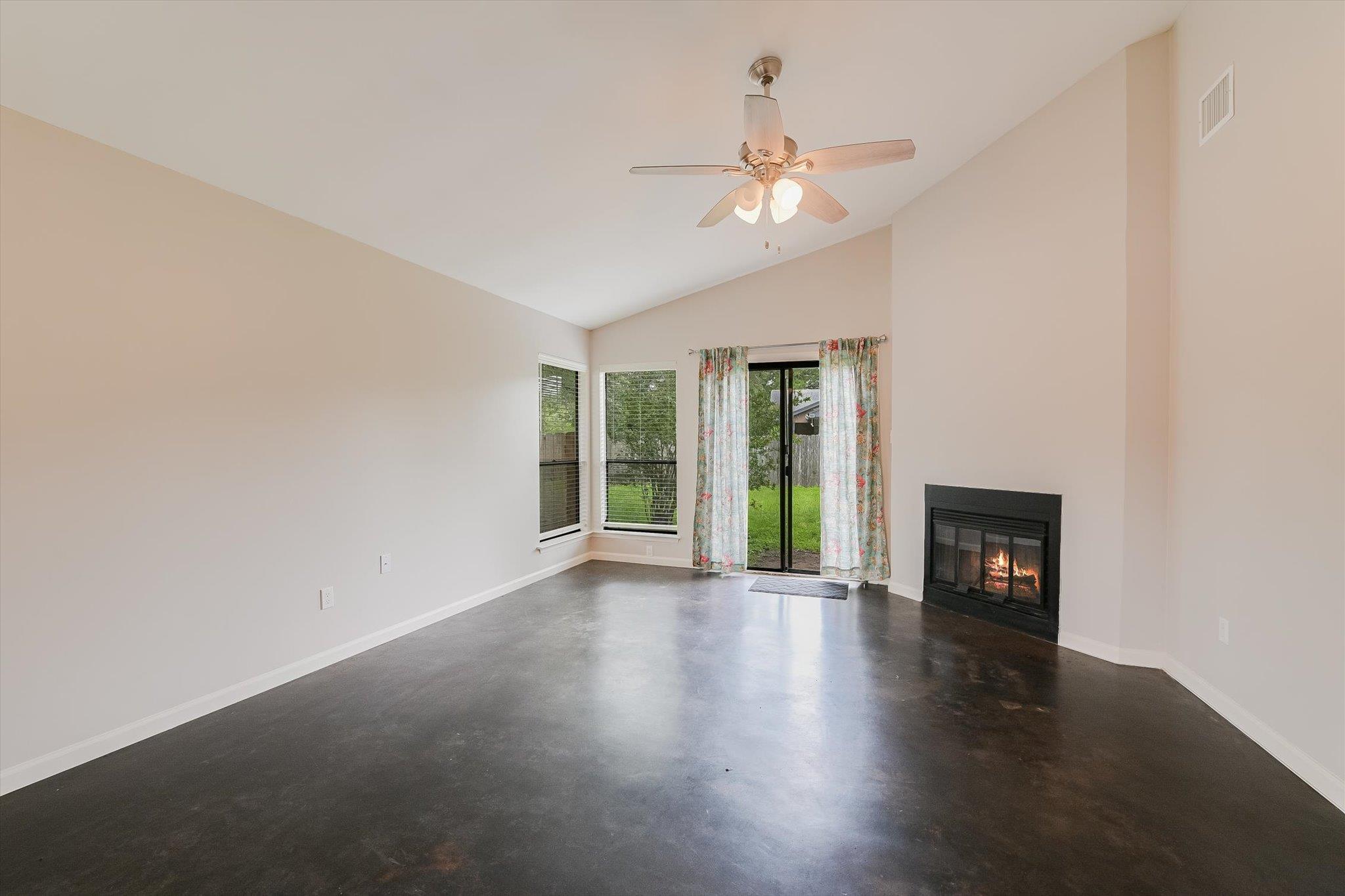 805 Live Oak DR, Cedar Park, TX 78613
