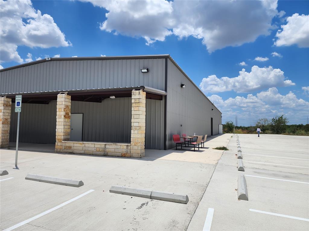 4090 Williamson RD, Buda, TX 78610