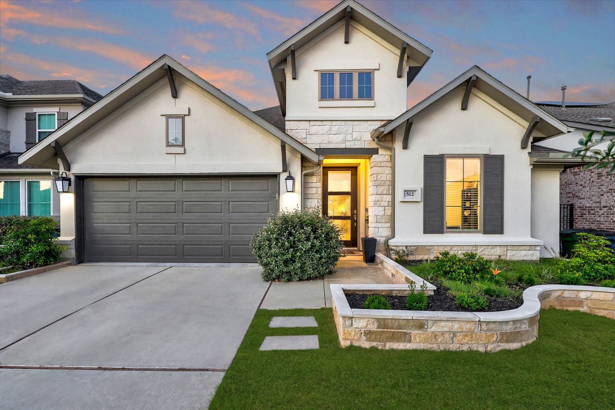 512 Monrovia CT, Liberty Hill, TX 78642