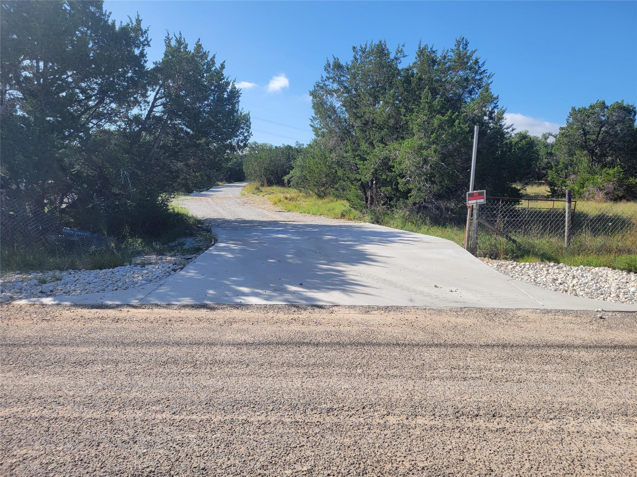 638 Bonita DR, Blanco, TX 78606