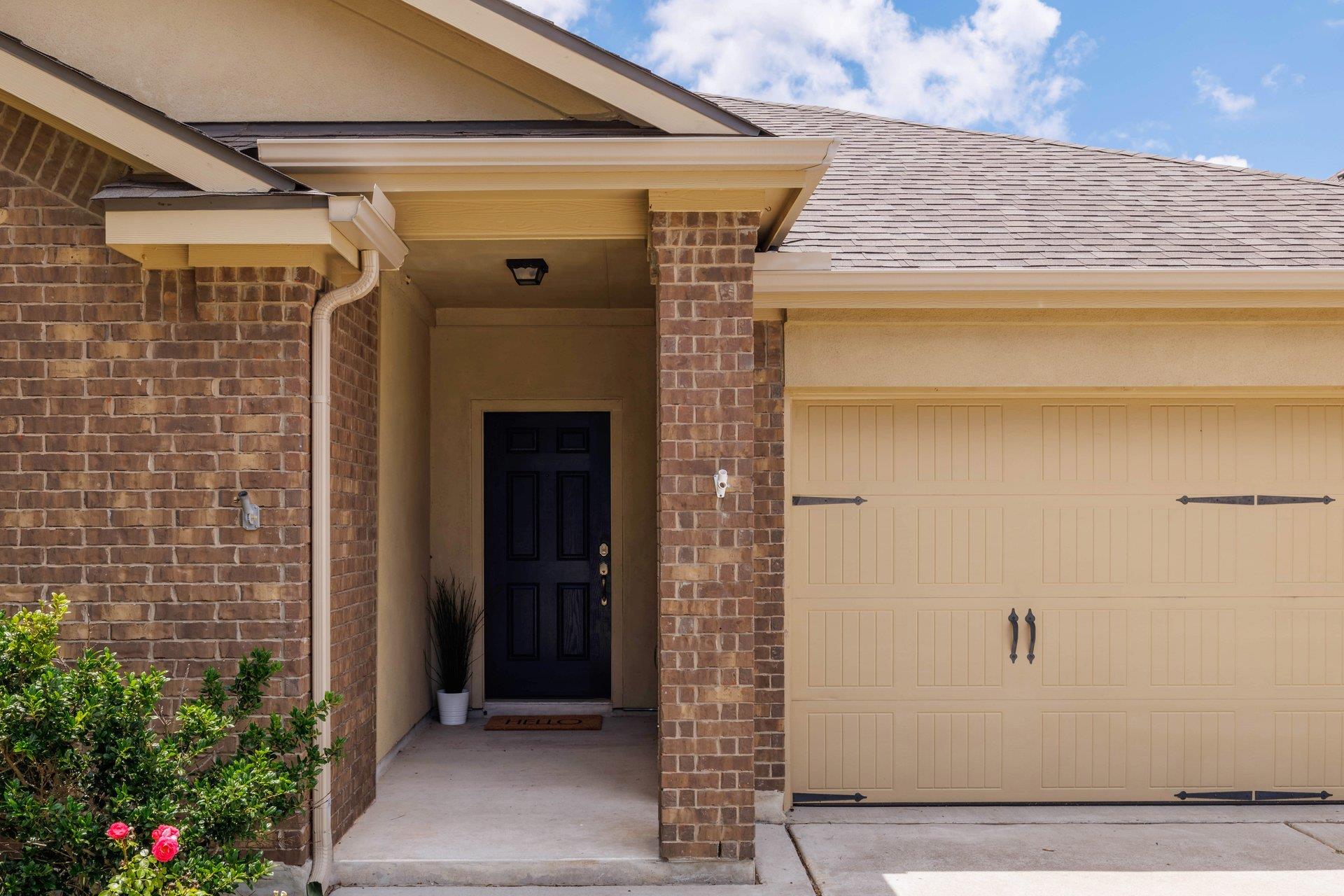824 Tabernash DR, Leander, TX 78641
