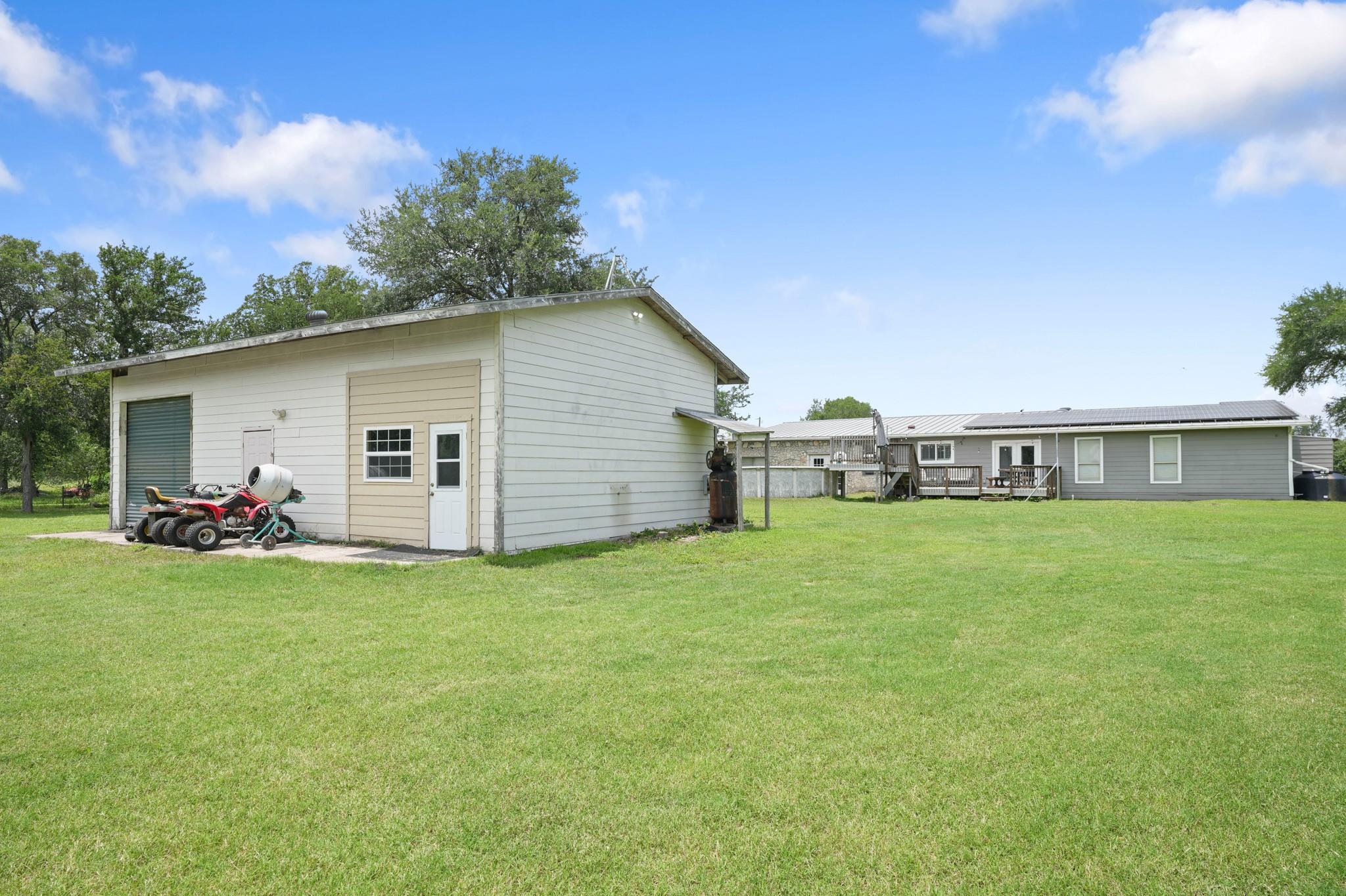 9725 Bock RD, Buda, TX 78610