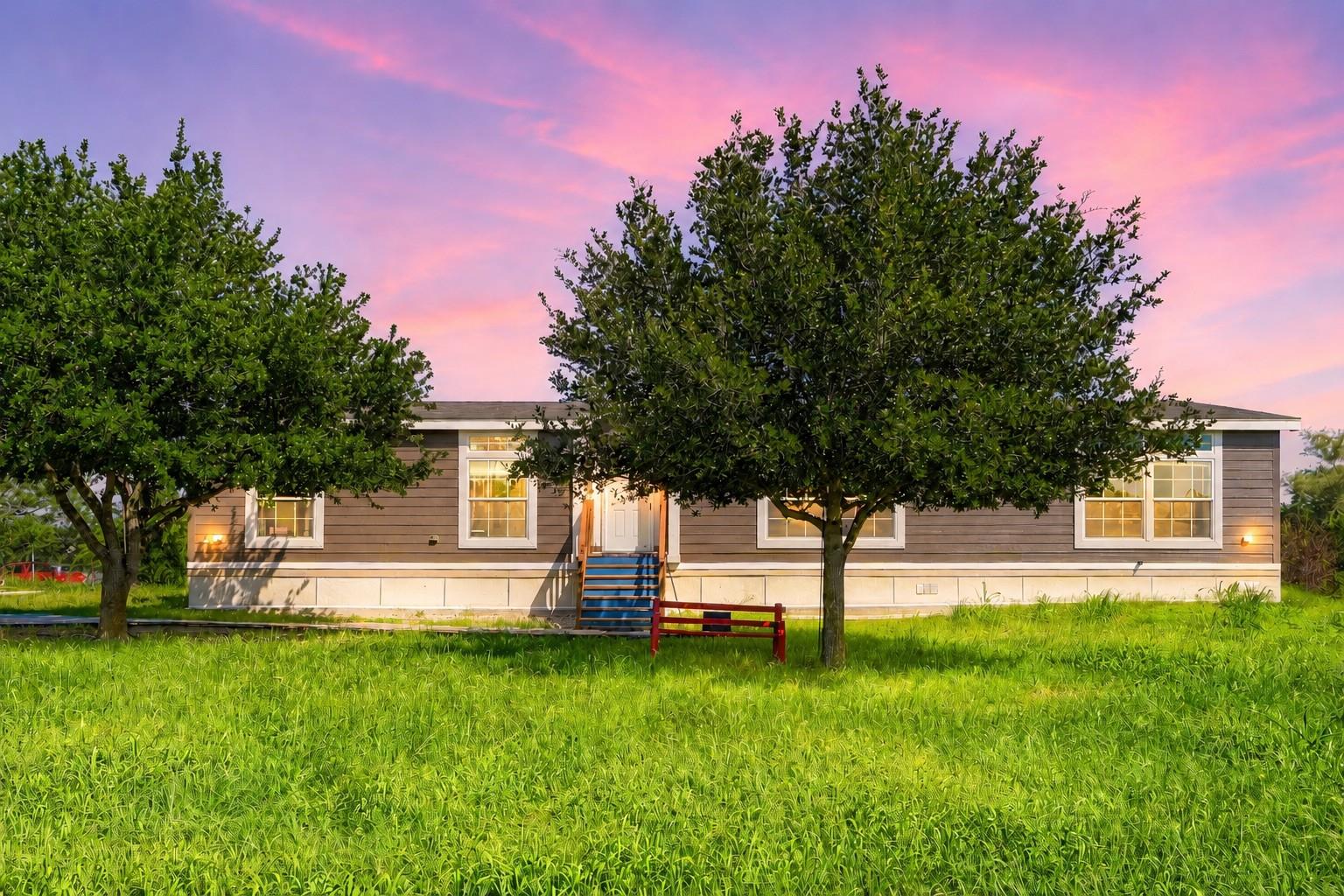 401 Graef RD, Kyle, TX 78640