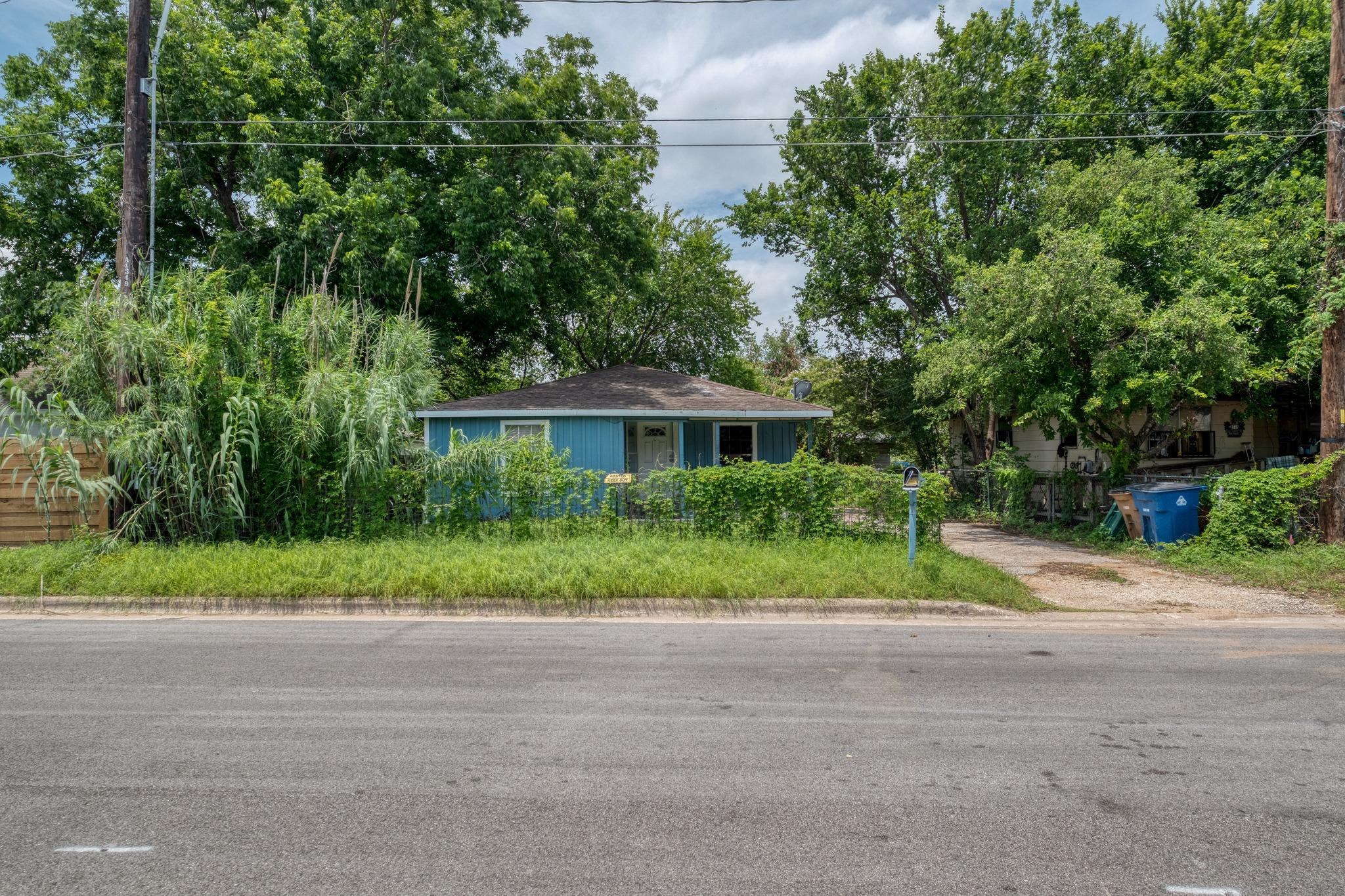 6409 Del Monte RD, Austin, TX 78741