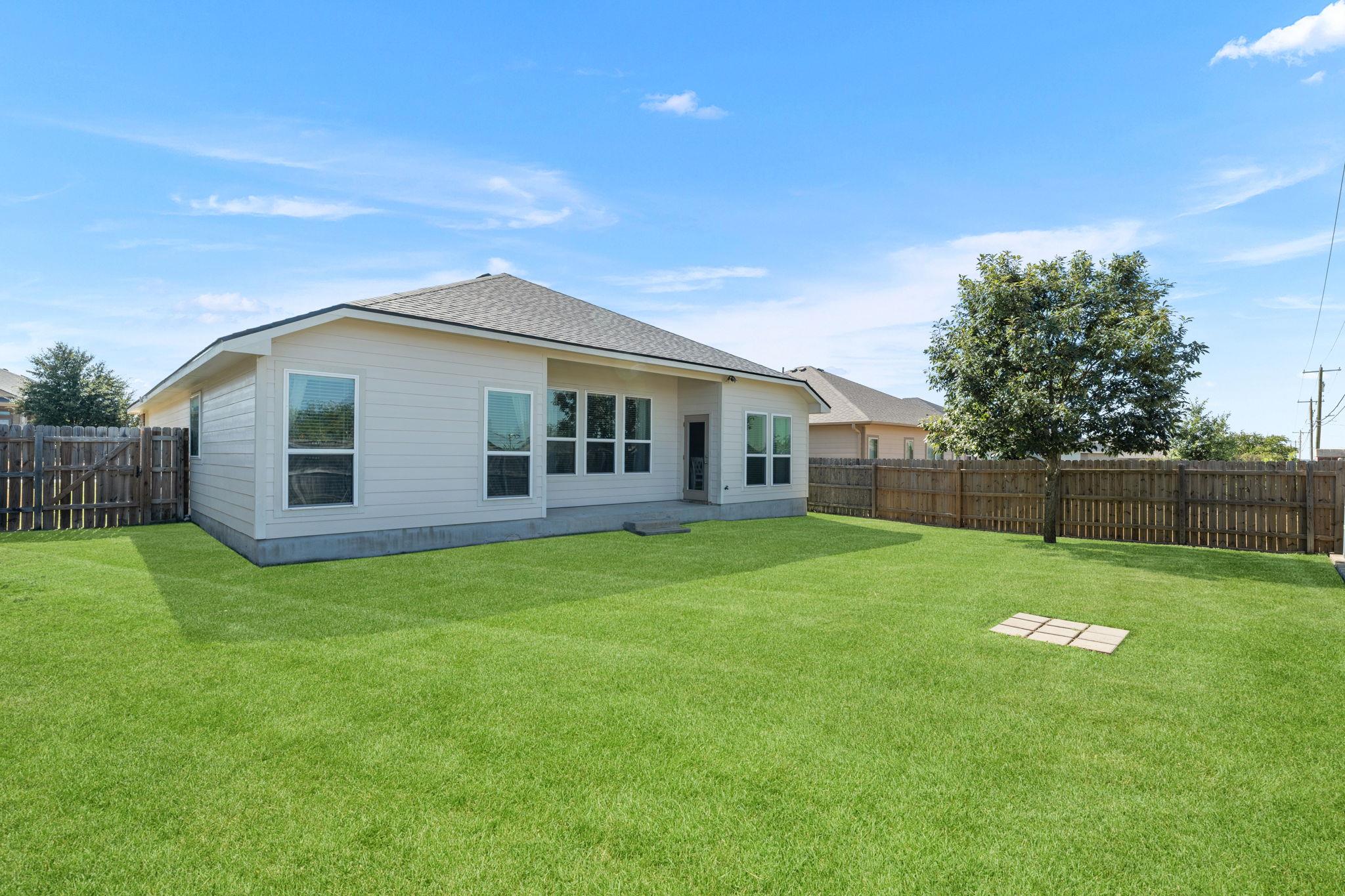 428 Parkfield LN, Temple, TX 76502
