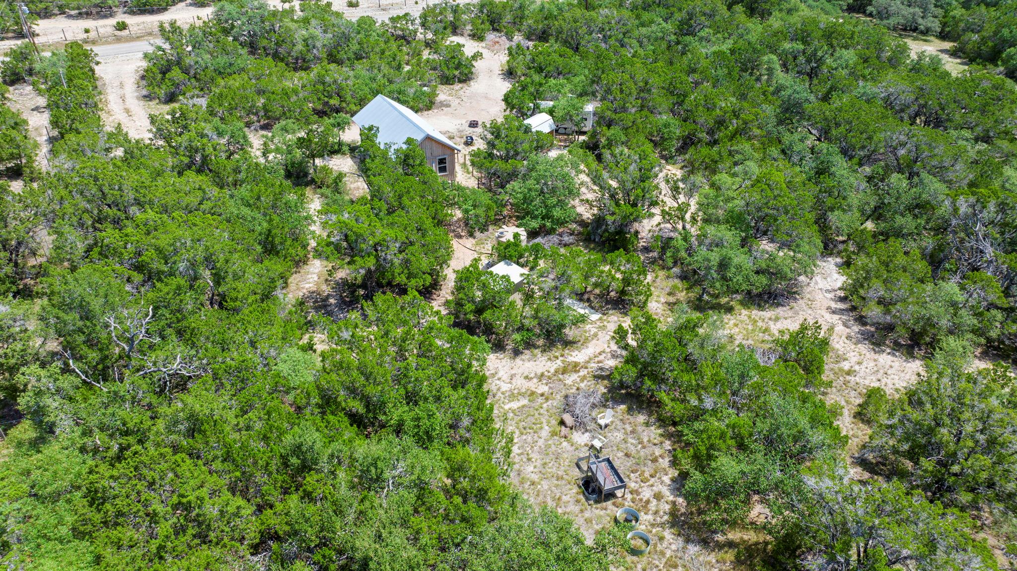 417 Prochnow RD, Dripping Springs, TX 78620