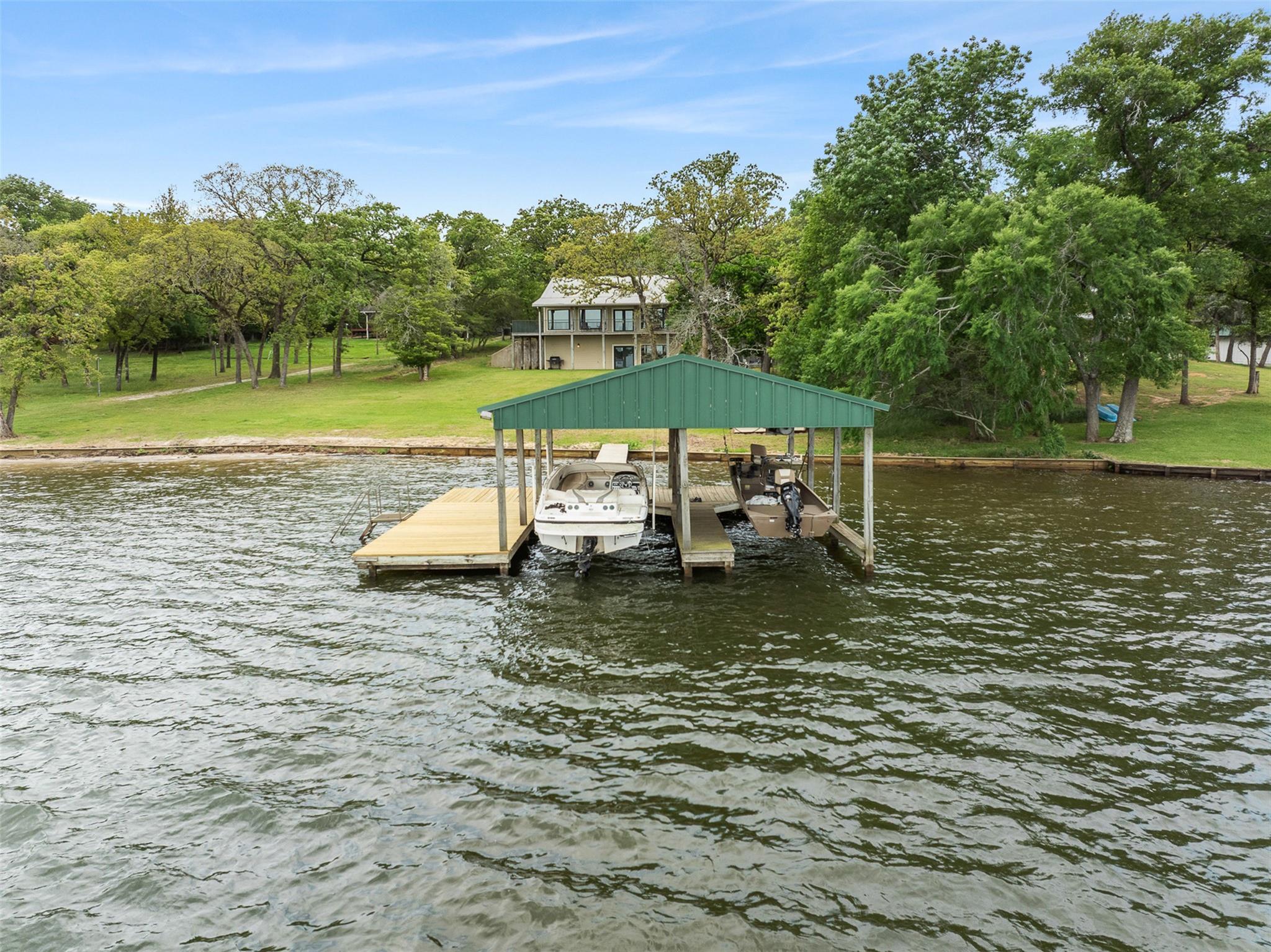 10959 Clyde Acord RD, Franklin, TX 77856