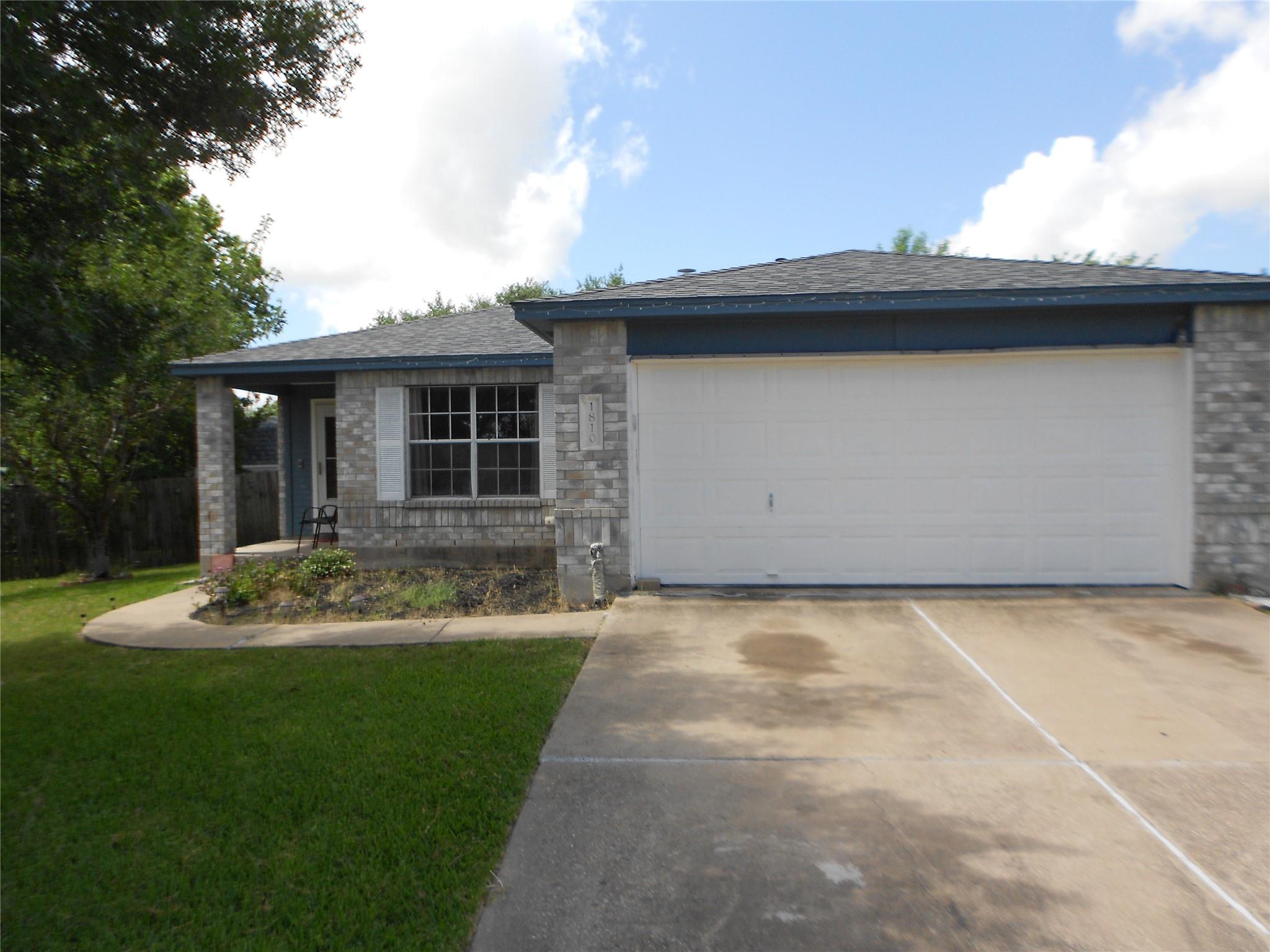 1810 Courtney CV, Round Rock, TX 78664