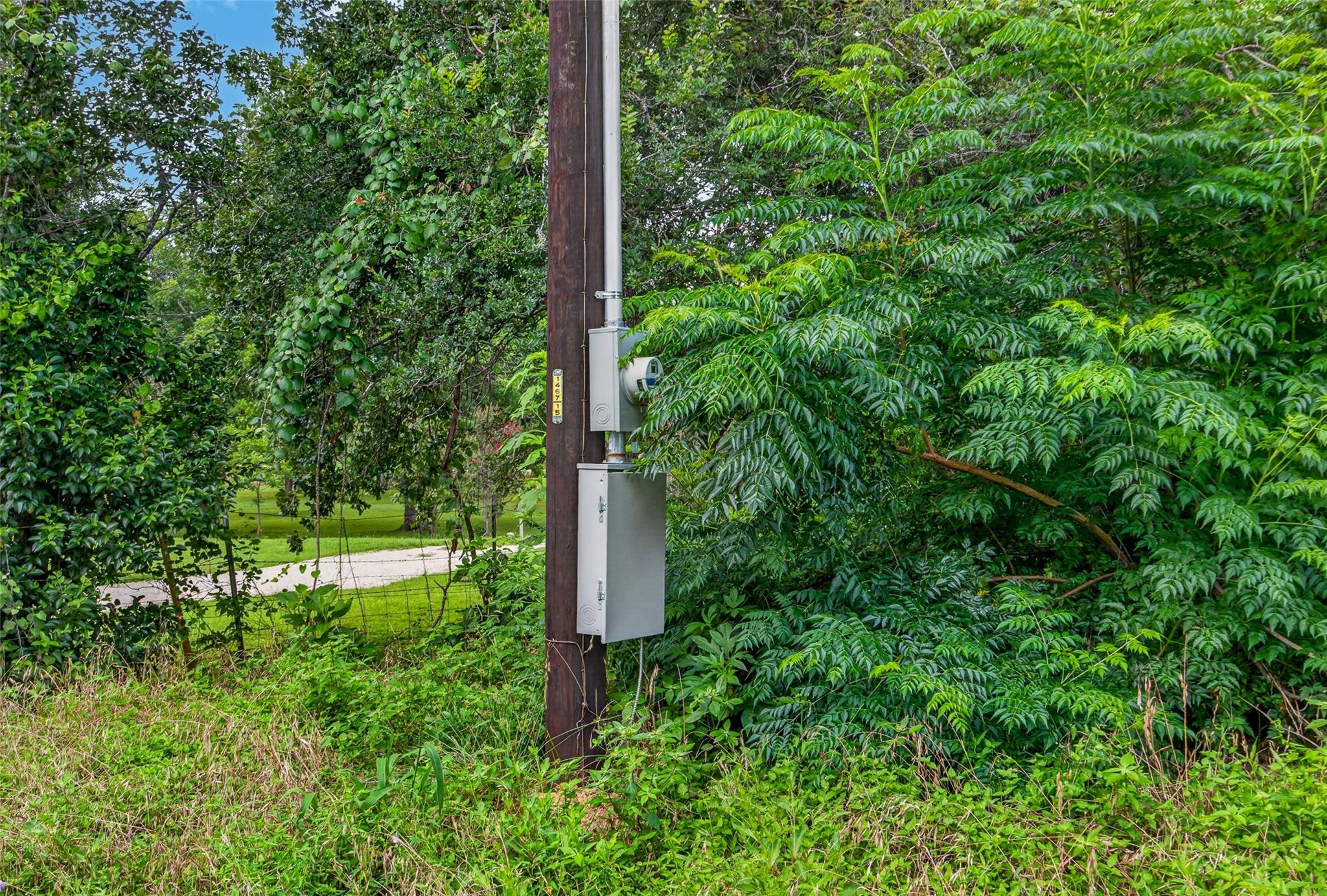 266 Beaver RD, Elgin, TX 78621