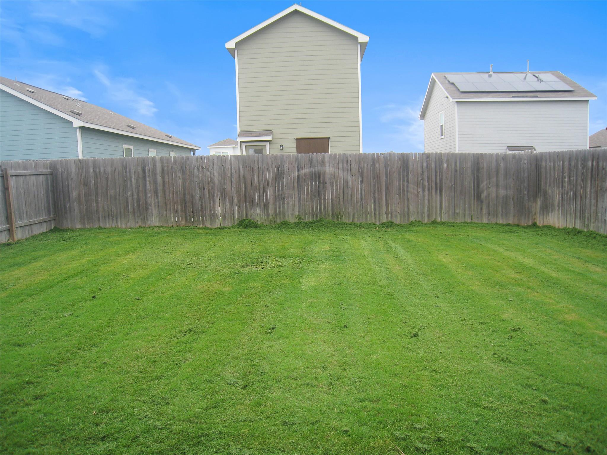 229 Geode GLN, Maxwell, TX 78656