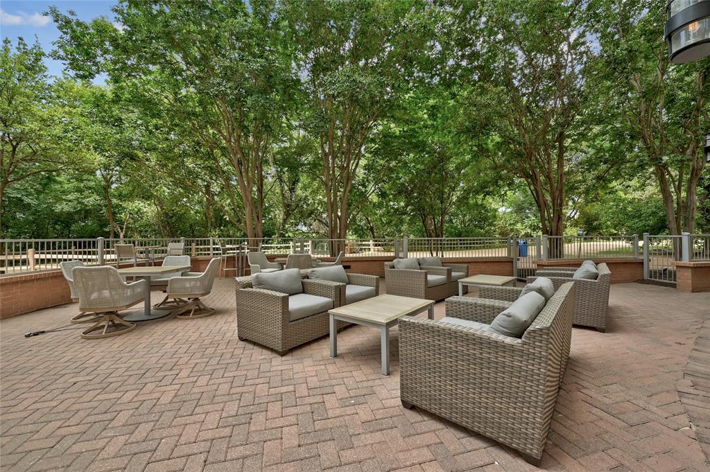 54 Rainey ST #609, Austin, TX 78701