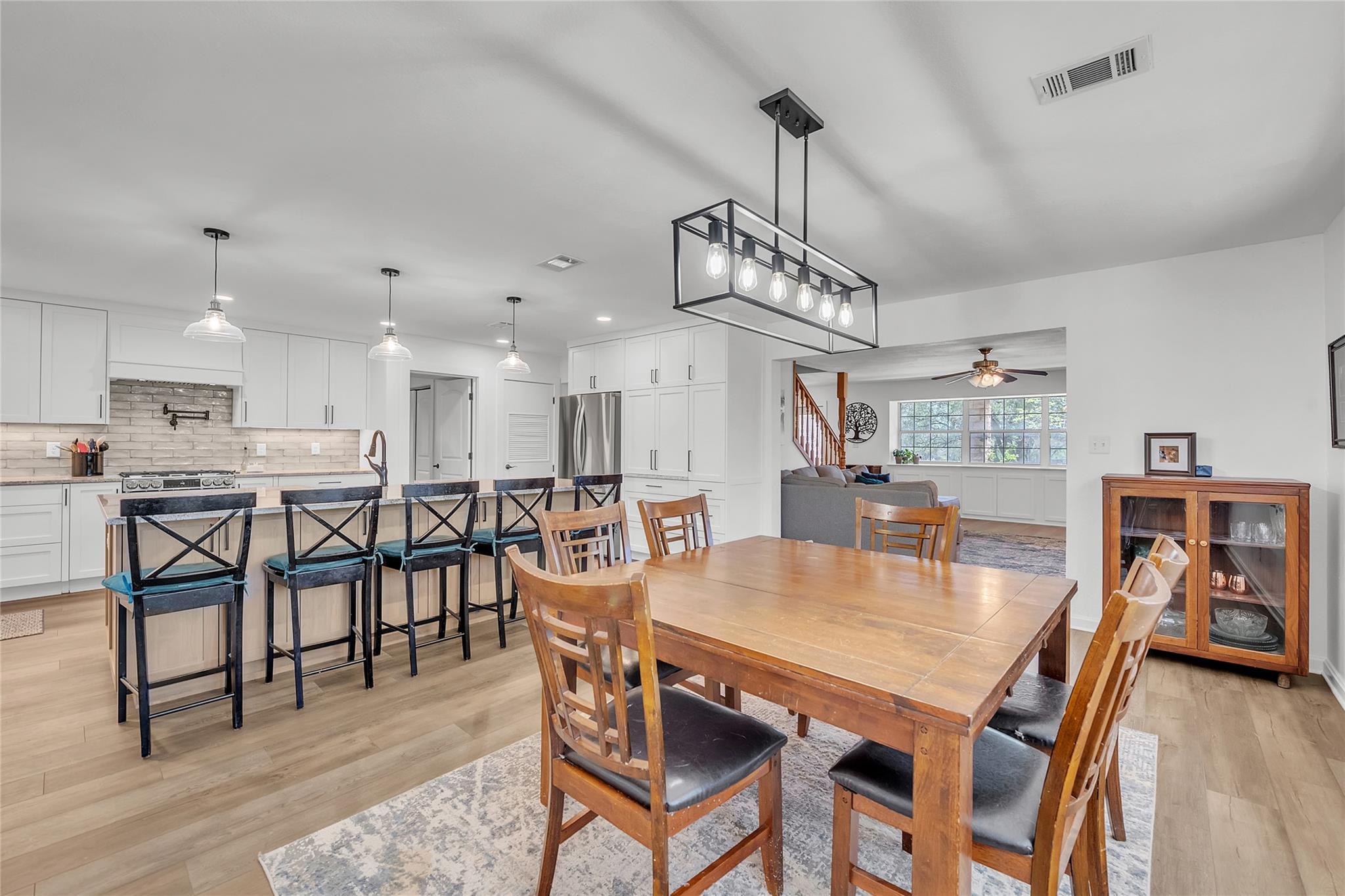 260 Flatrock TRL, Marble Falls, TX 78654