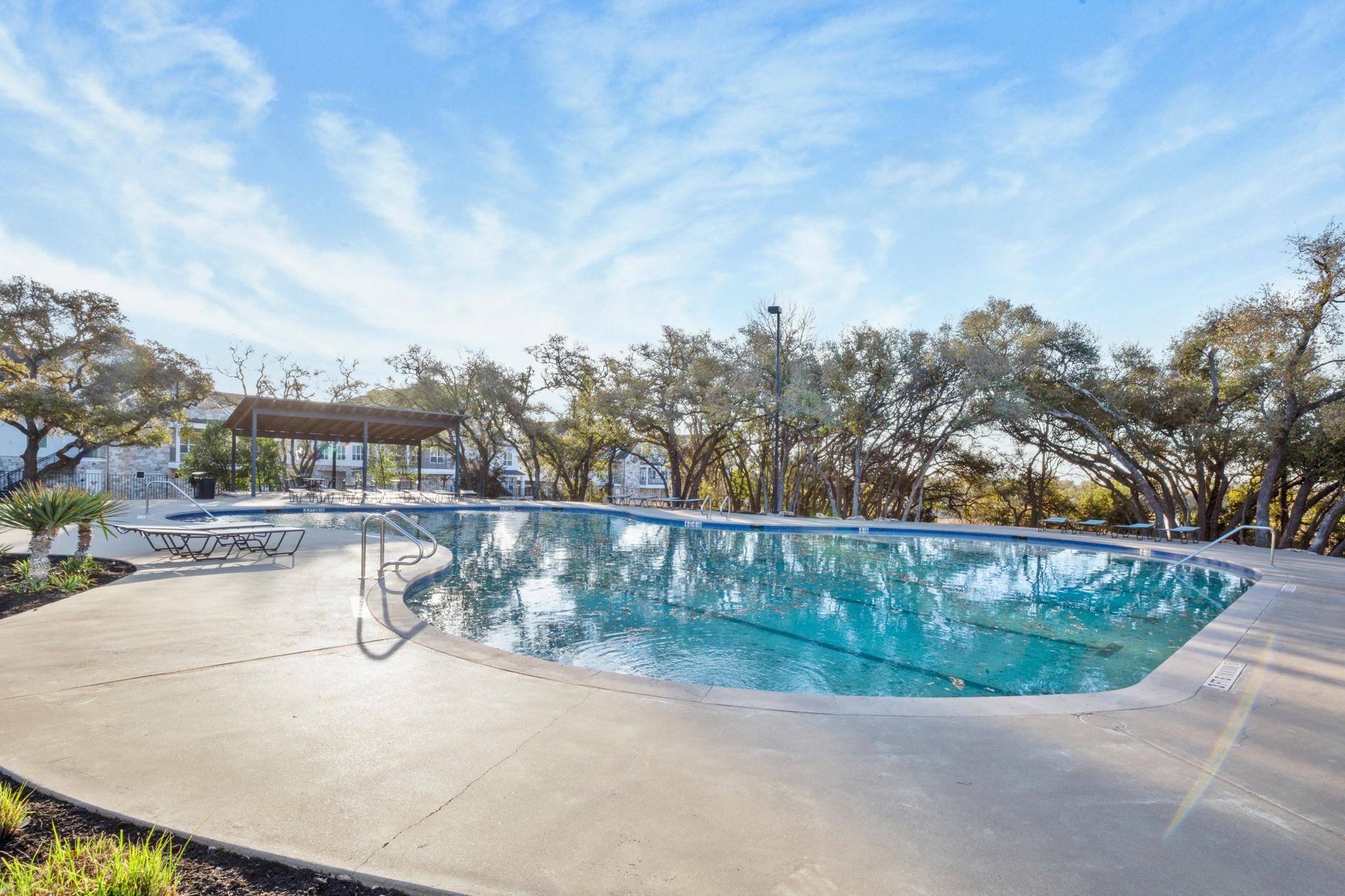932 Azul Lagoon DR #18, Leander, TX 78641