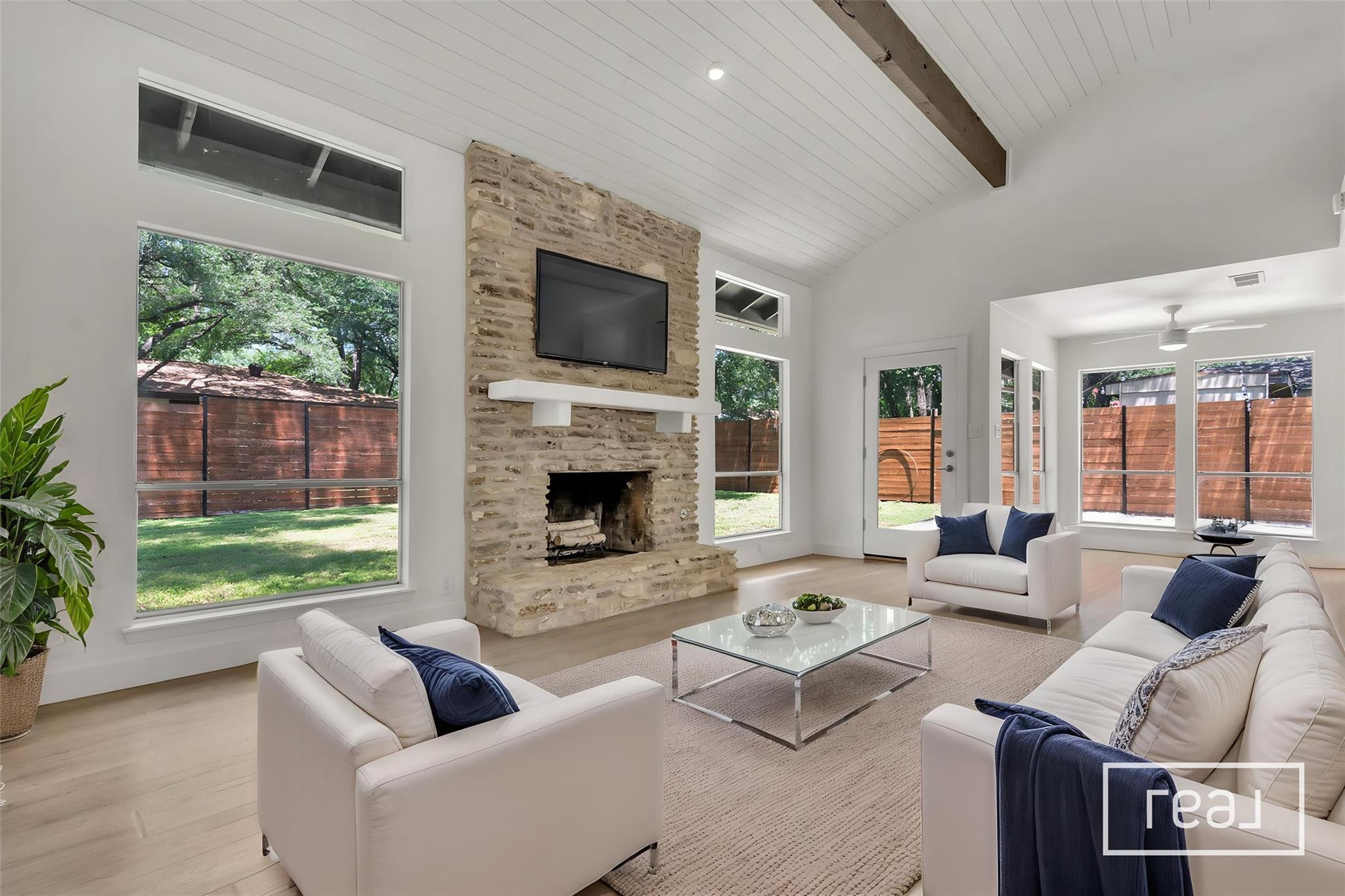 3808 Oak Creek DR, Austin, TX 78727