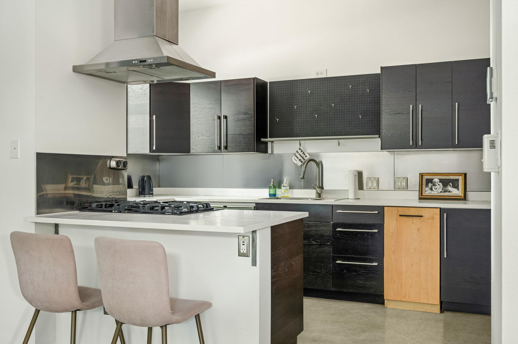 2202 Garden ST #B, Austin, TX 78702