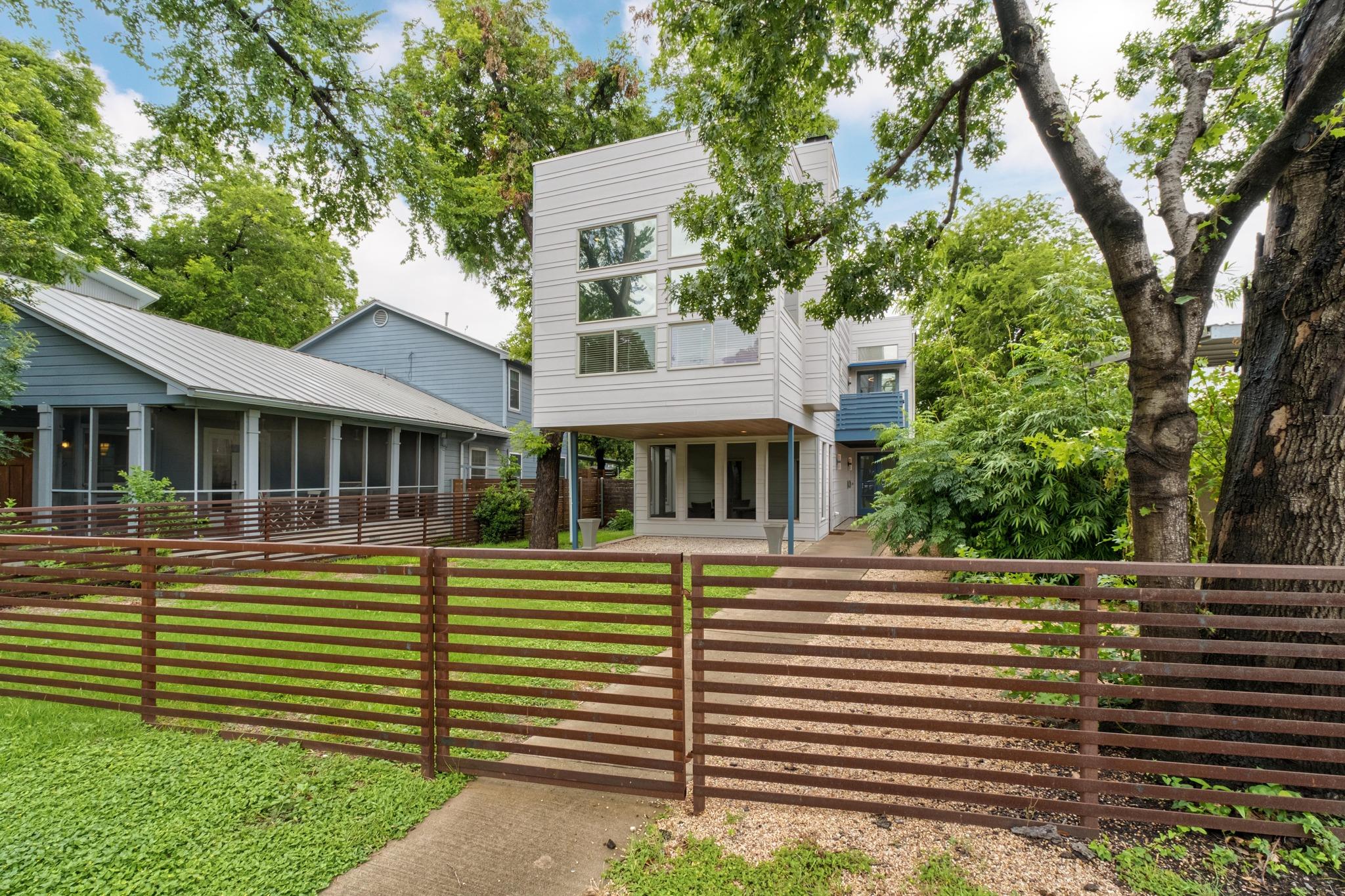 604 W Live Oak ST, Austin, TX 78704