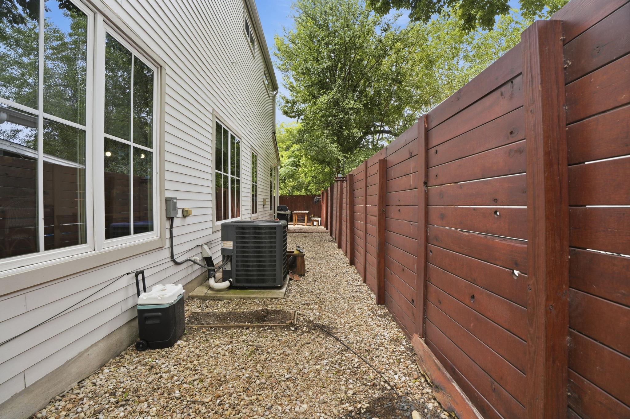 4609 Sara DR #B, Austin, TX 78721