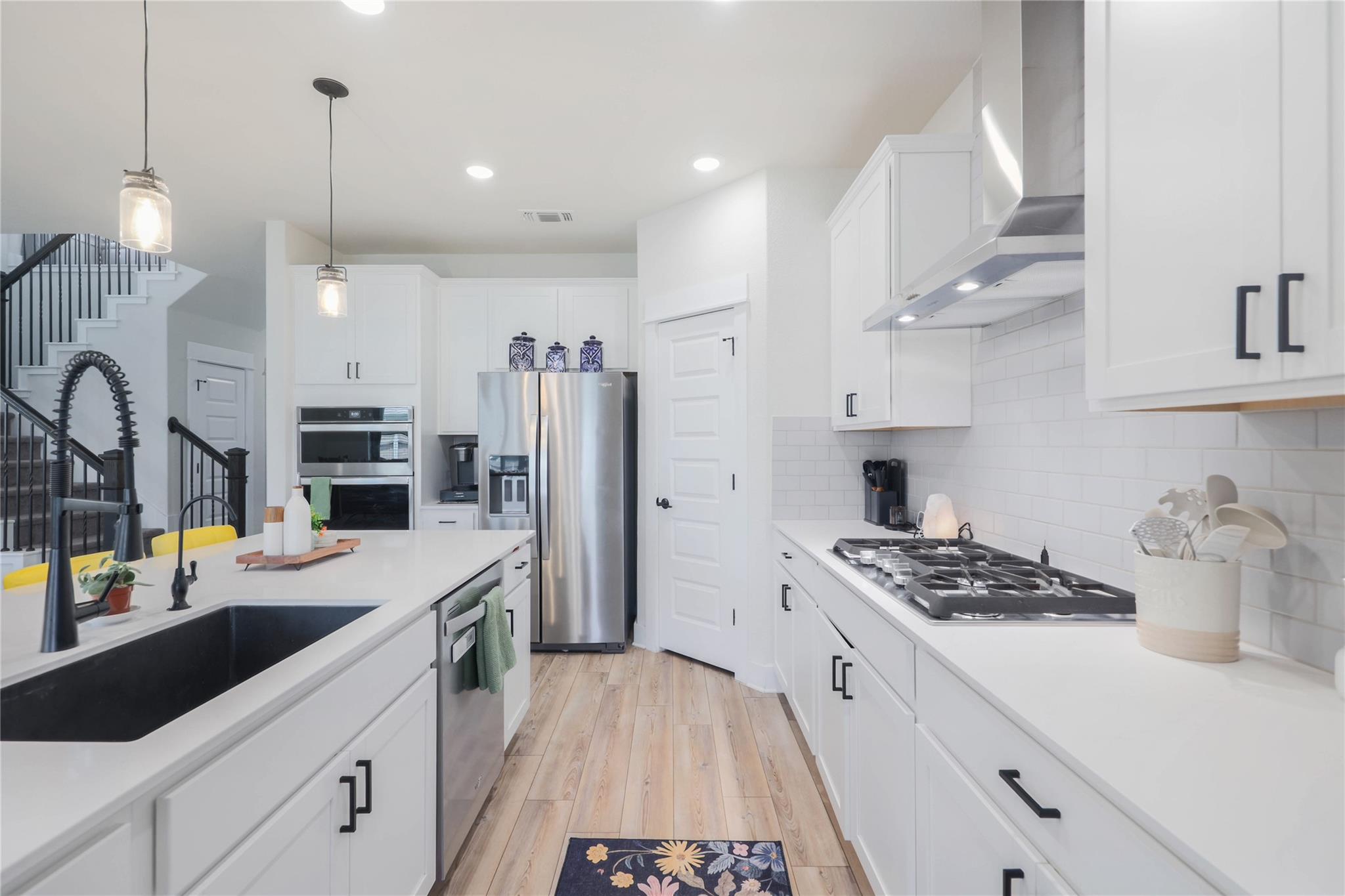 141 Janelle LN, Liberty Hill, TX 78642