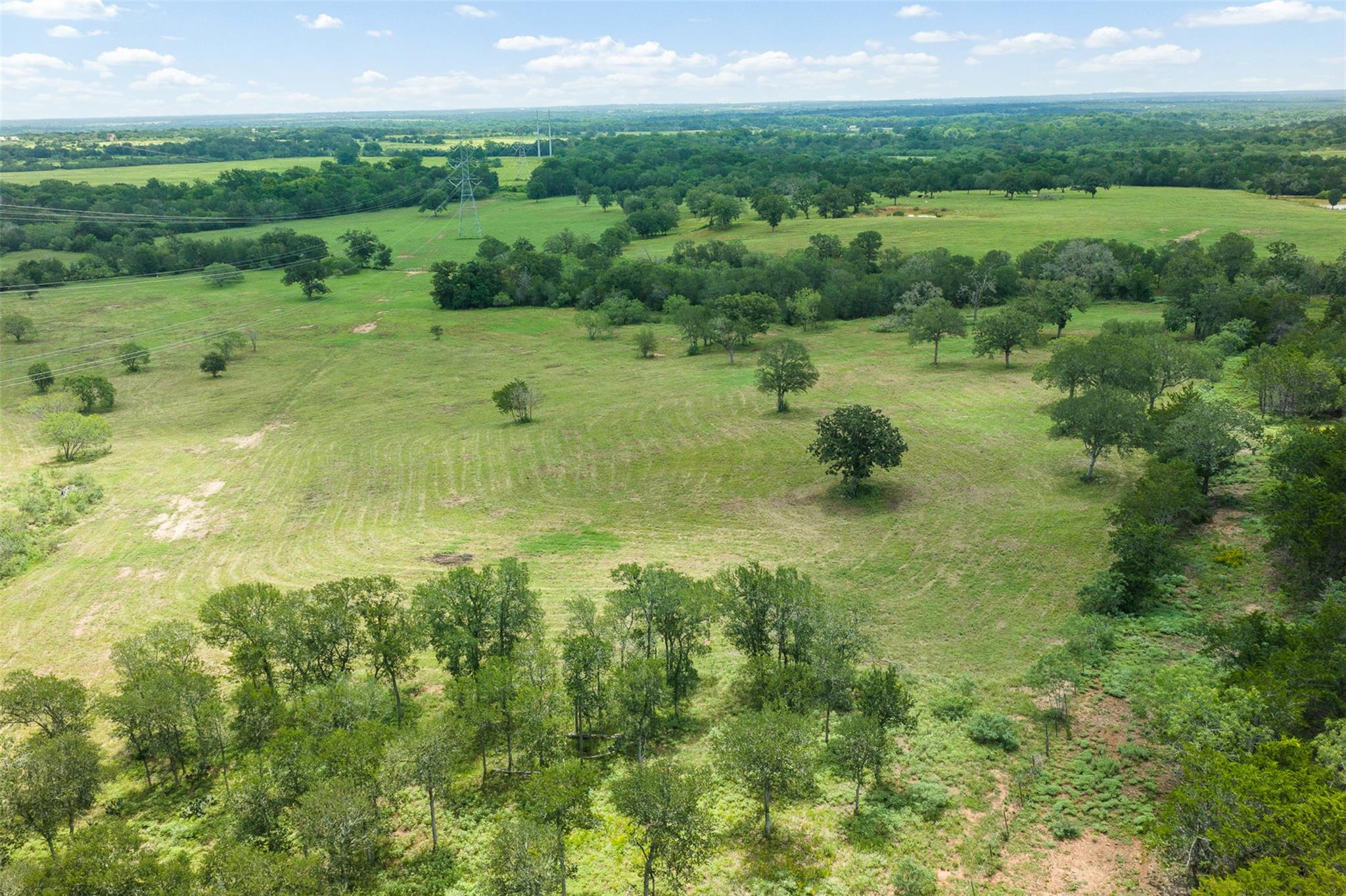 401 Fm 672, Dale, TX 78616