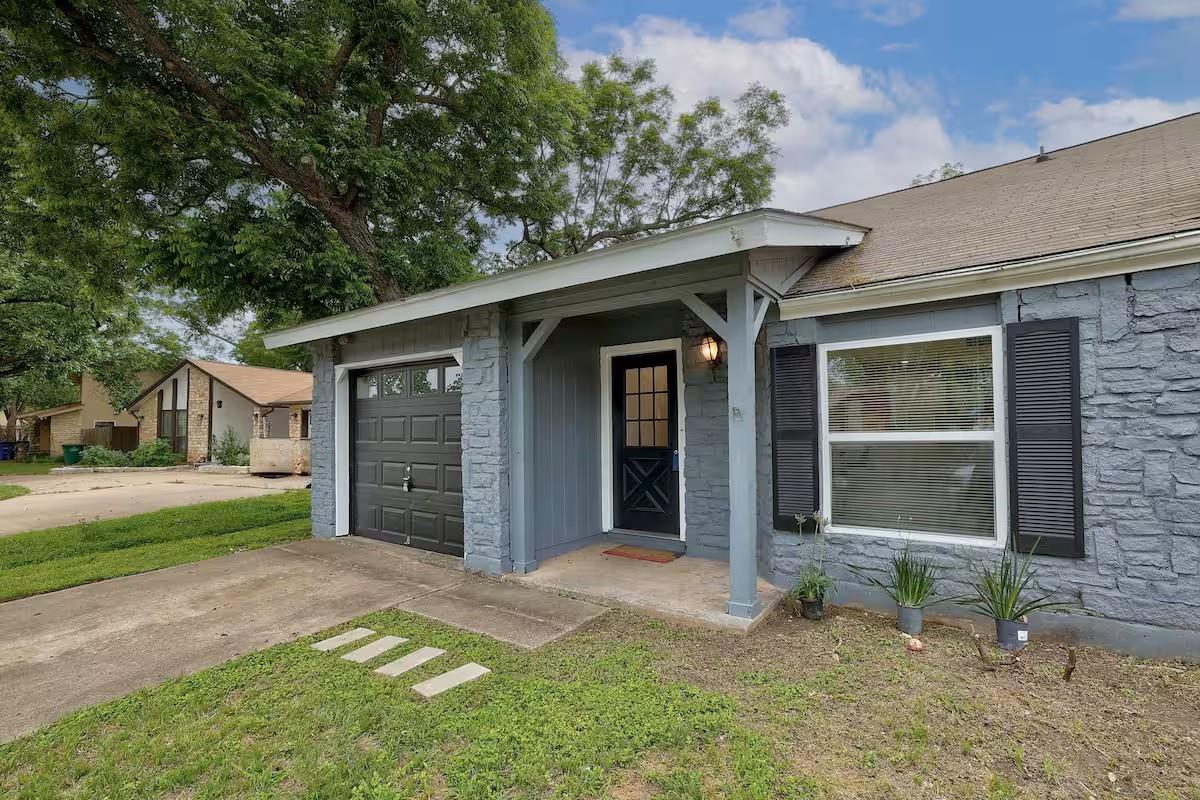 12304 Burrridge DR, Austin, TX 78729