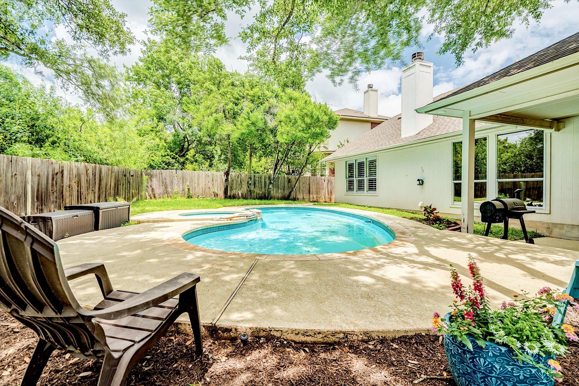 7025 Auckland DR, Austin, TX 78749