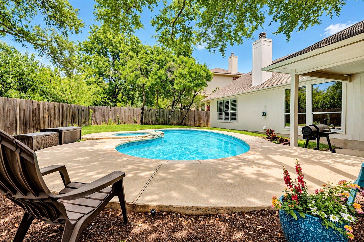 7025 Auckland DR, Austin, TX 78749