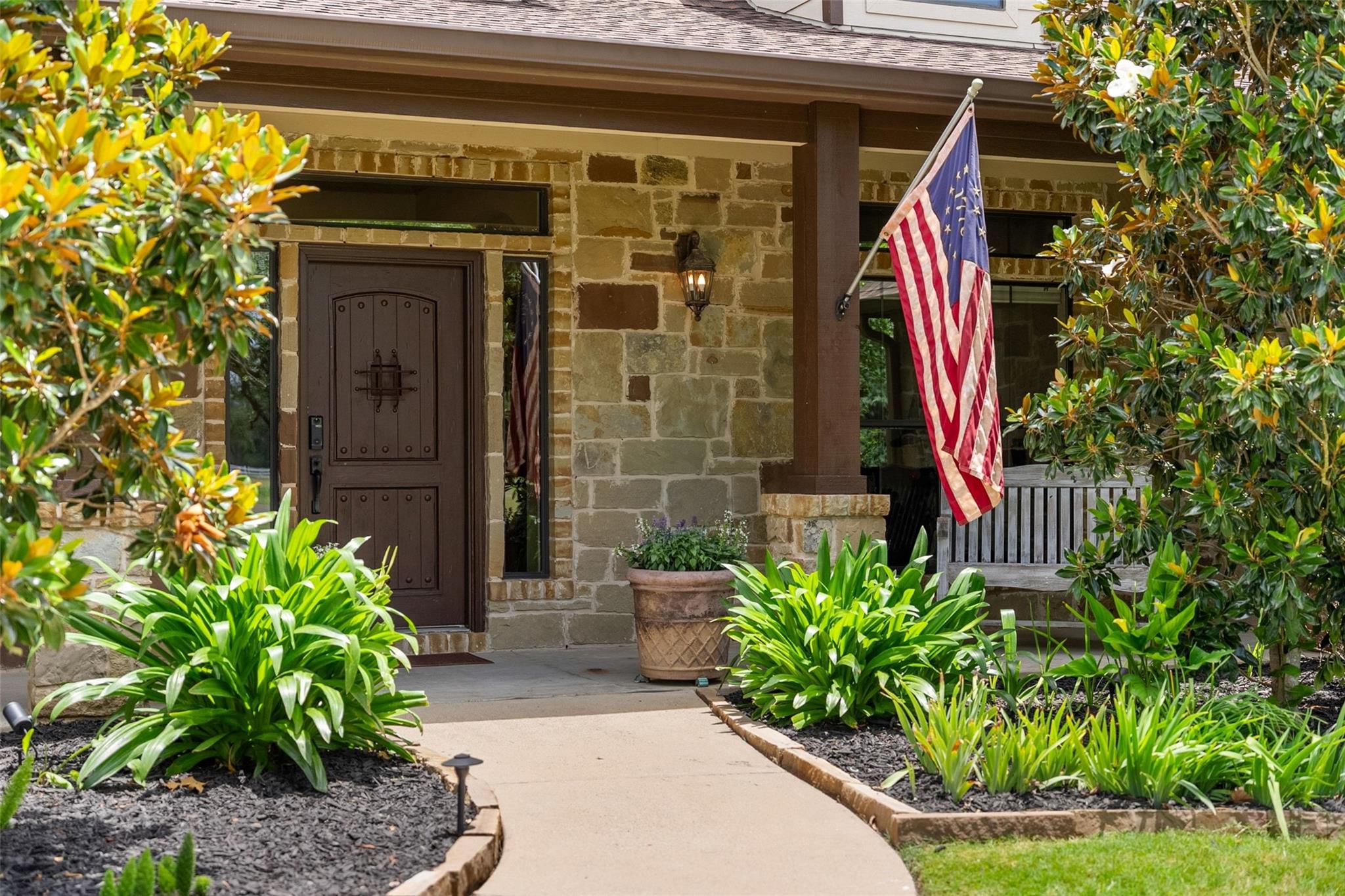 343 Colorado DR, Cedar Creek, TX 78612