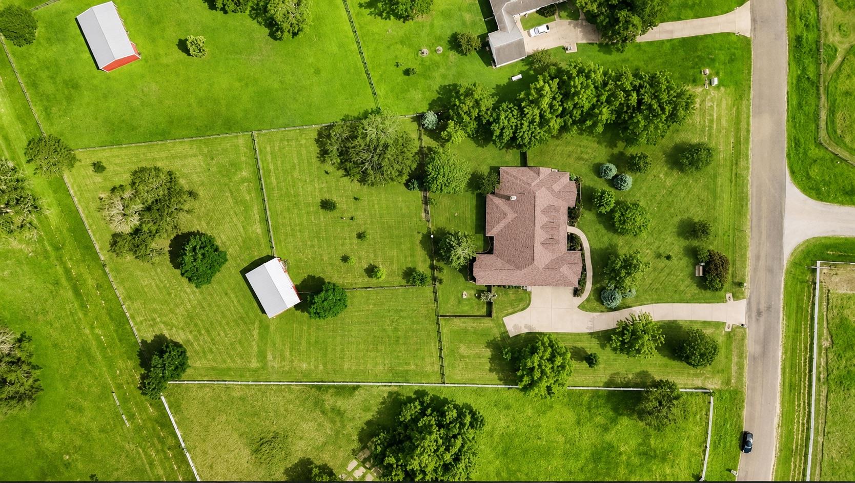 343 Colorado DR, Cedar Creek, TX 78612