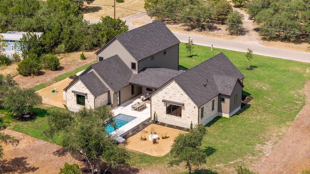 9207 Zyle RD, Austin, TX 78737