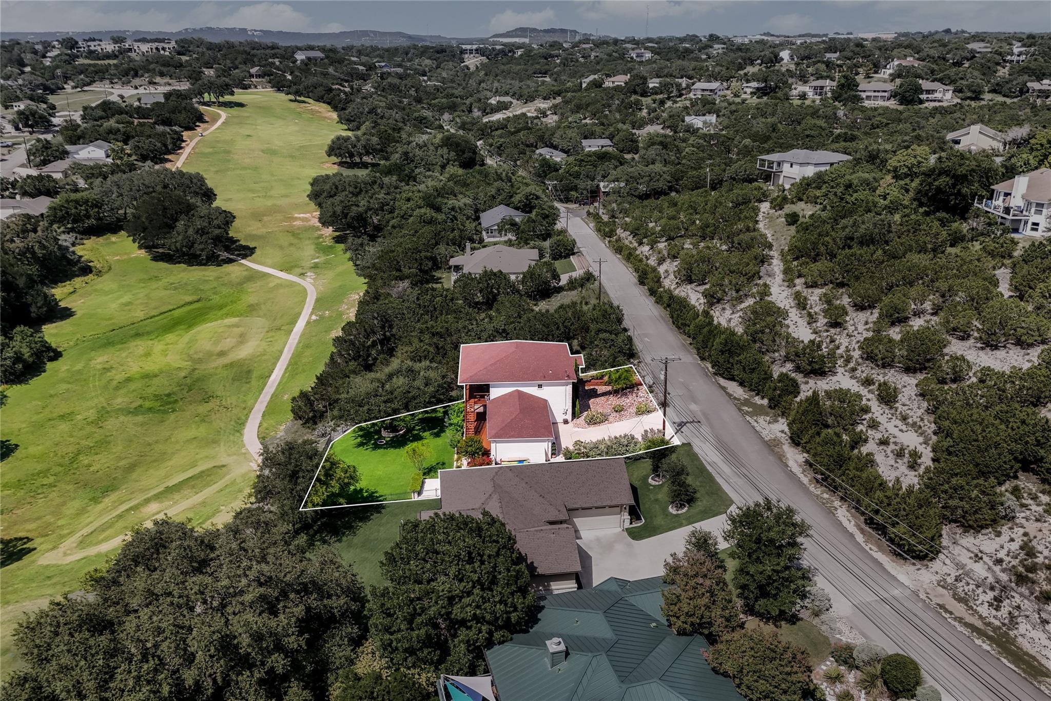 5200 Arrowhead DR, Lago Vista, TX 78645