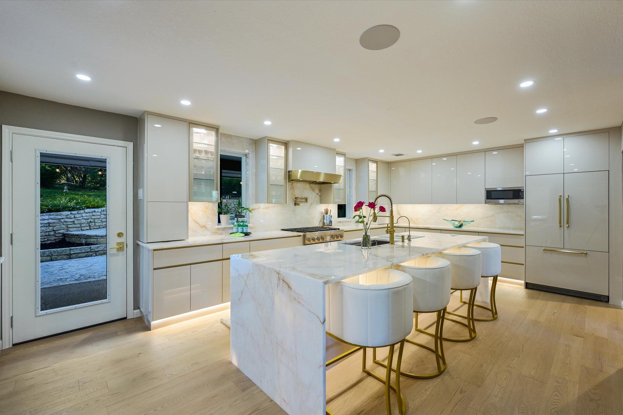 8310 Long Canyon DR, Austin, TX 78730