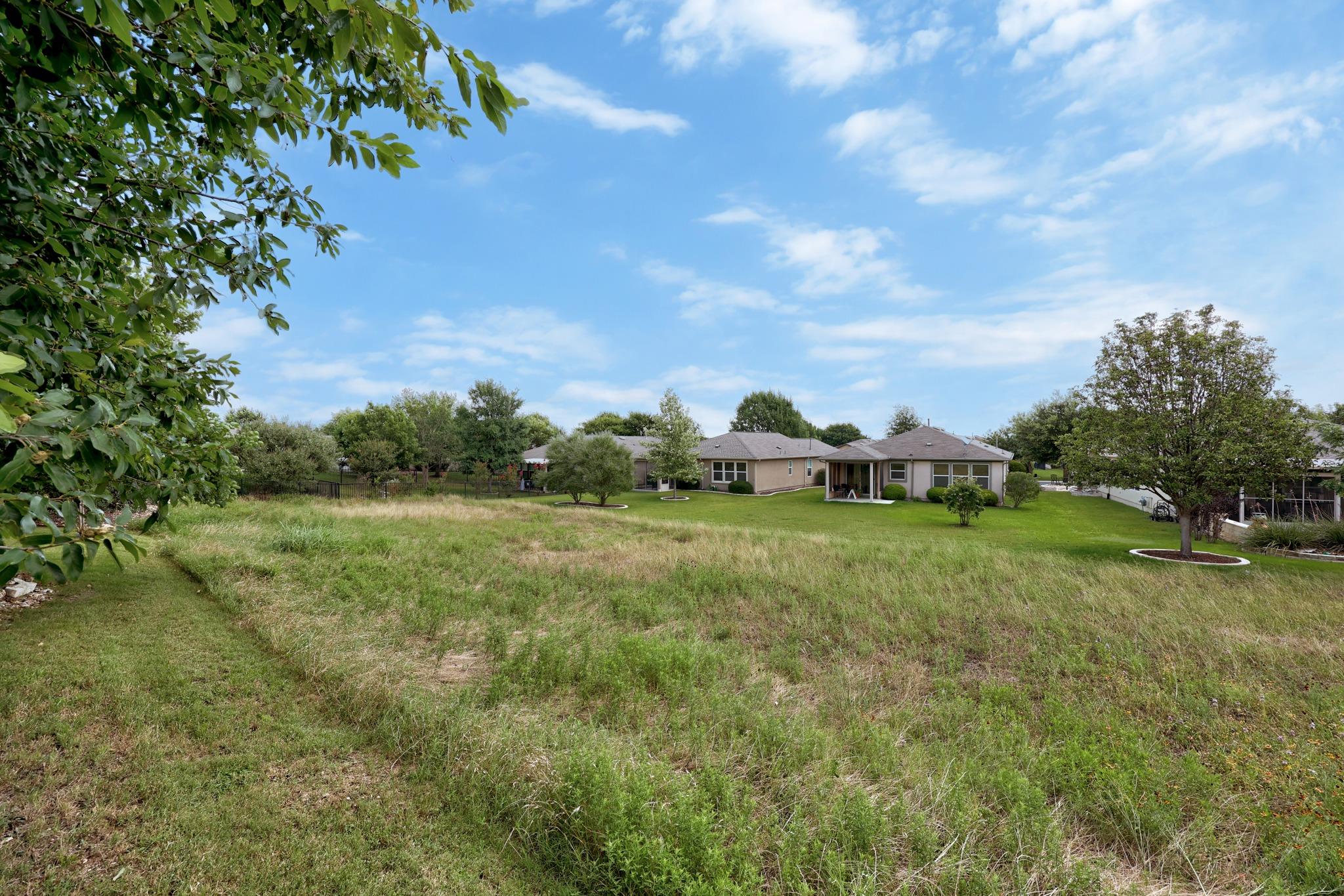 522 Salt Creek LN, Georgetown, TX 78633