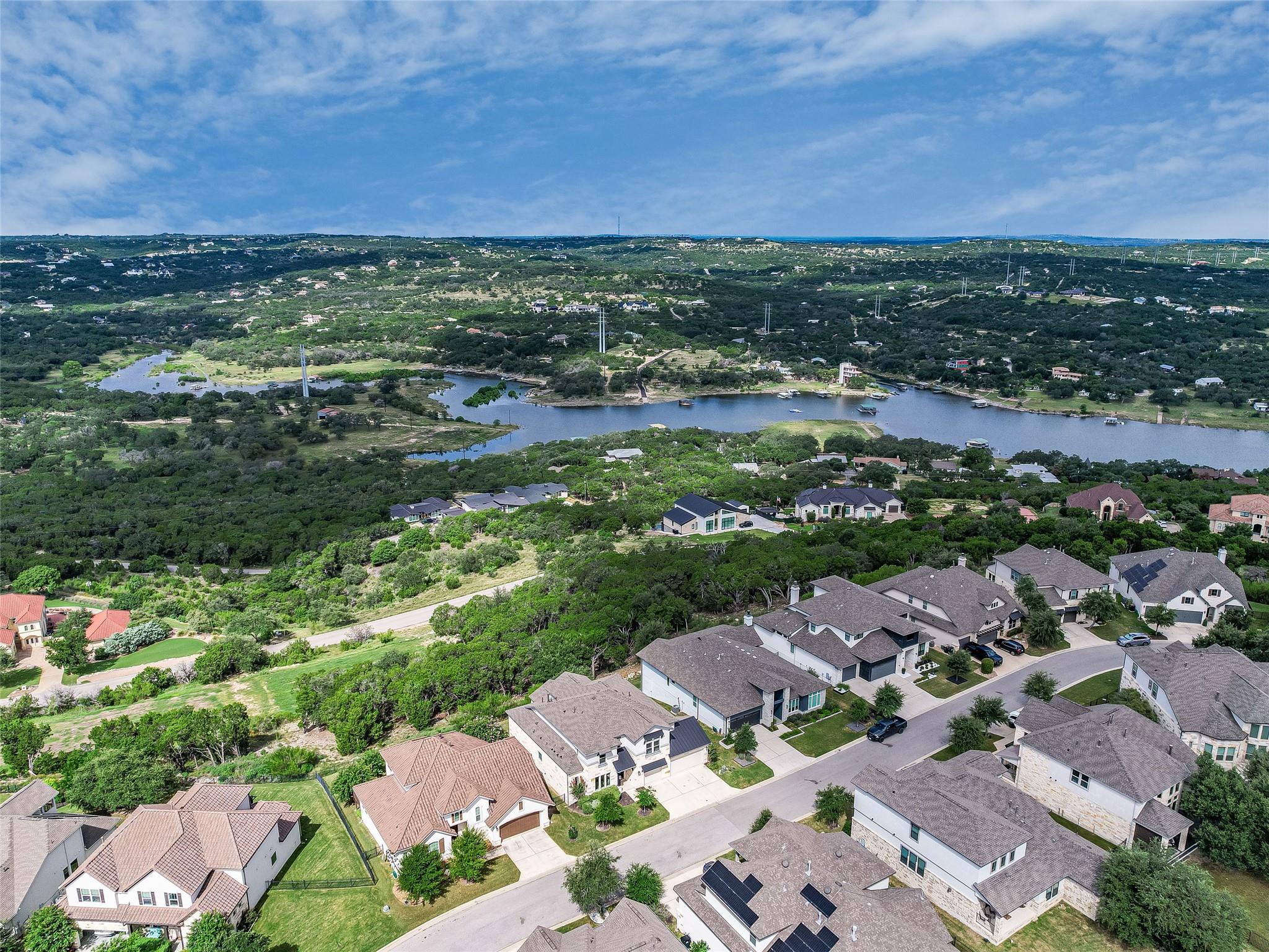 2610 Sunset Vista CIR #16, Spicewood, TX 78669