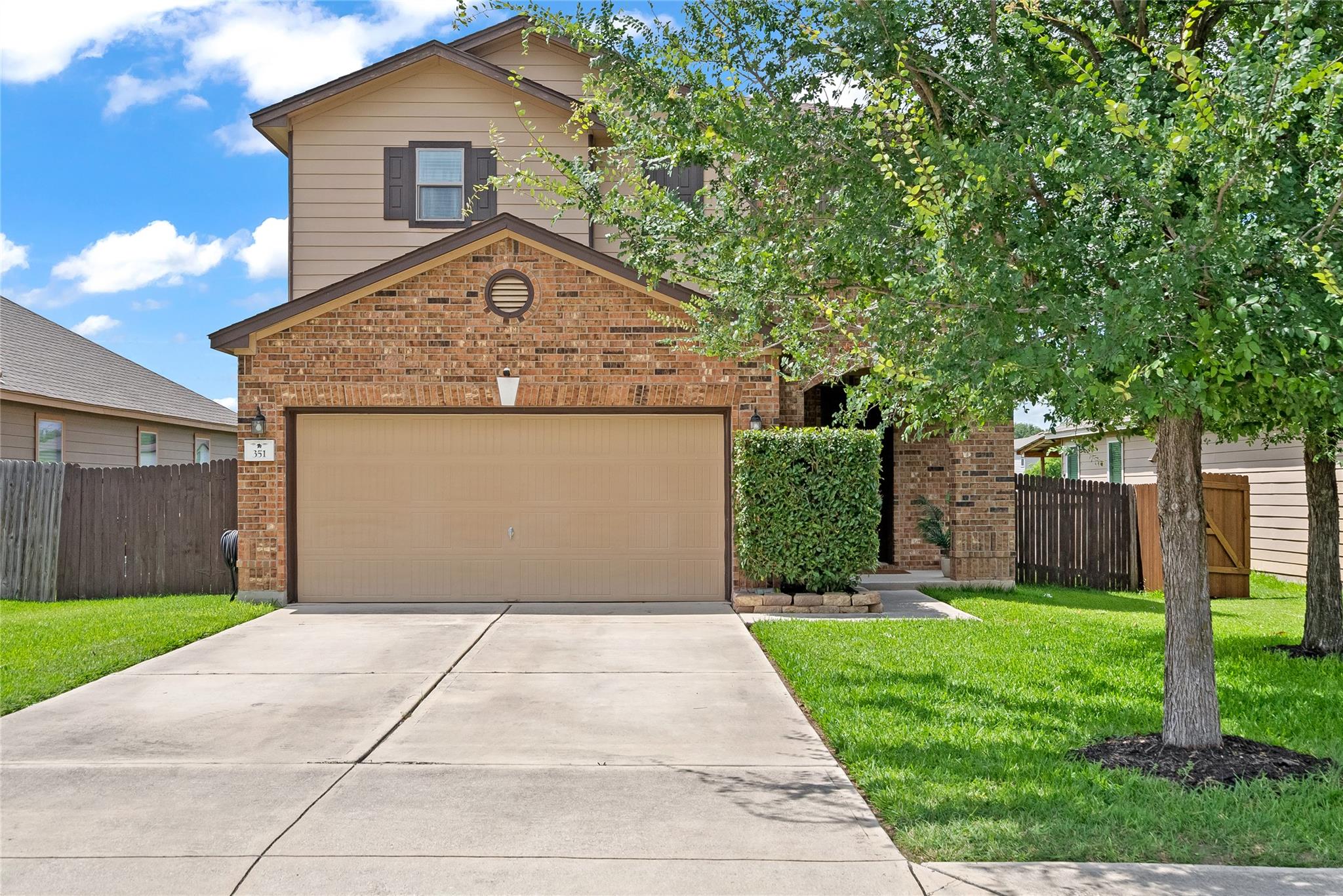 351 New Bridge DR, Kyle, TX 78640