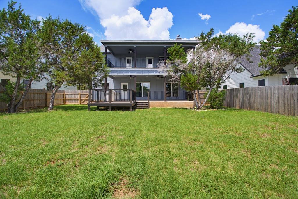 10 Honeysuckle LN, Wimberley, TX 78676
