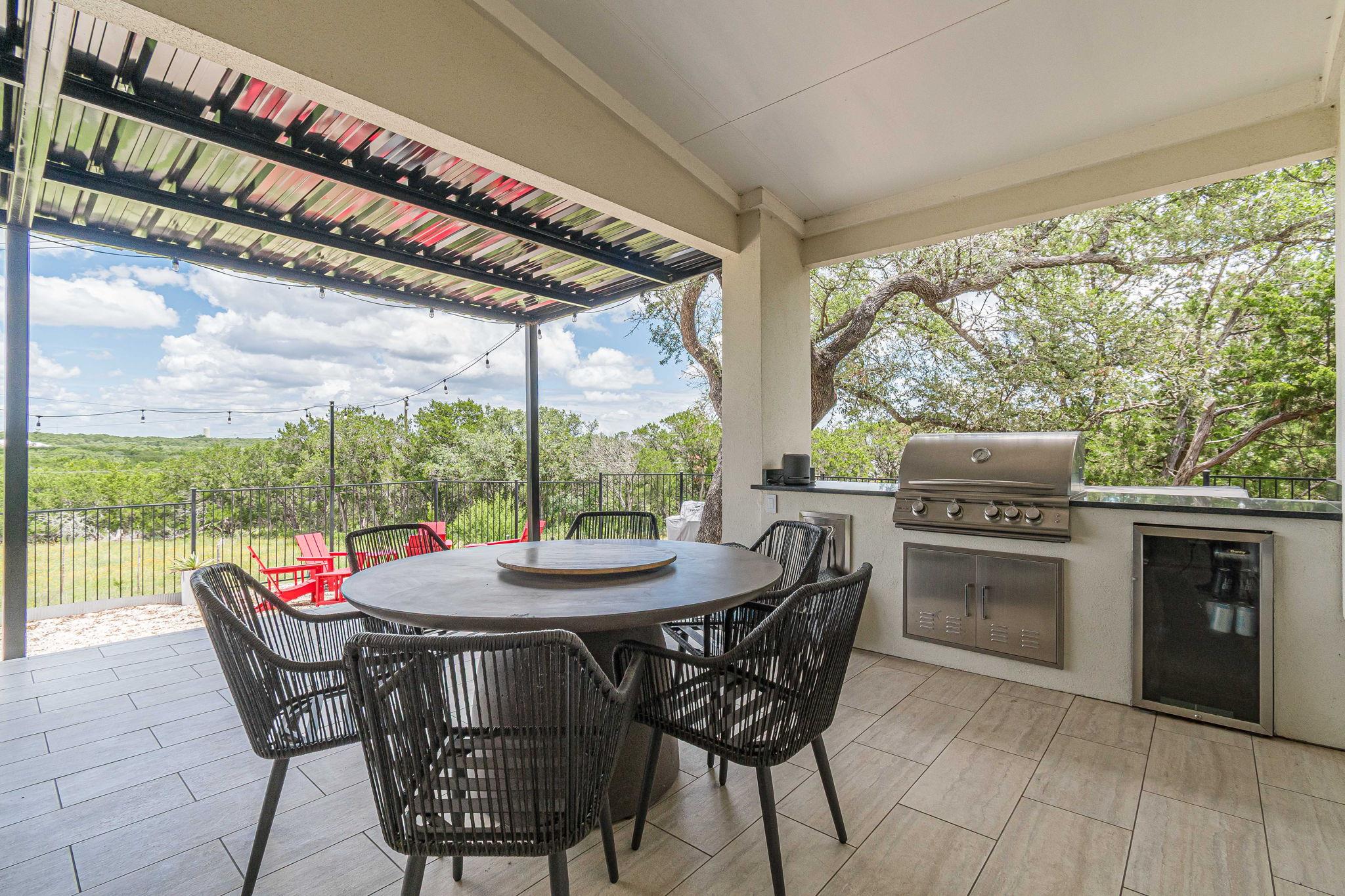 228 Cruising Oak ST, San Marcos, TX 78666