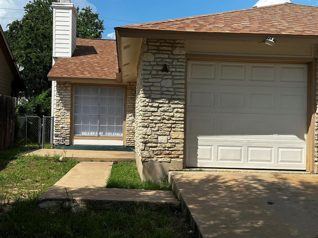 2202 Donahue LN, Austin, TX 78744
