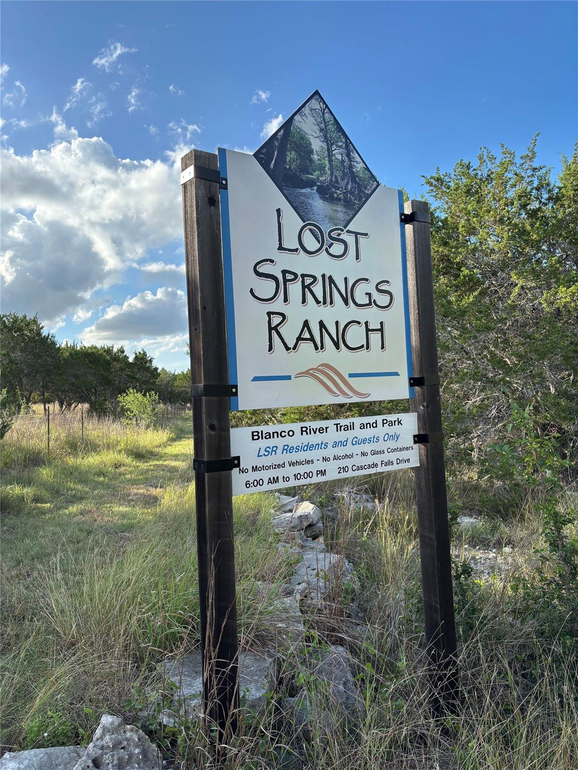 1200 Cave Springs DR, Wimberley, TX 78676