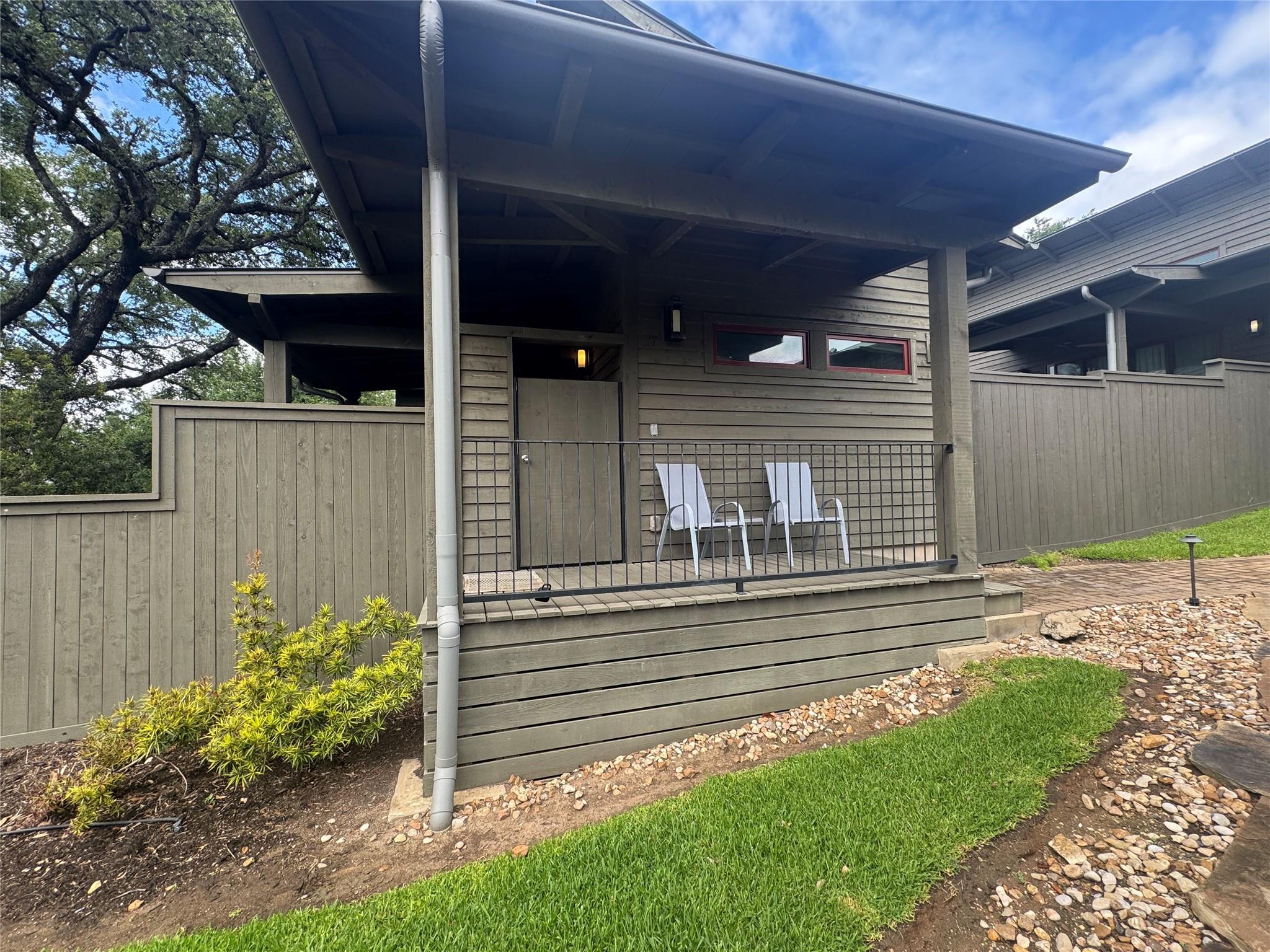 2113 Barbaro Way #17, Spicewood, TX 78669