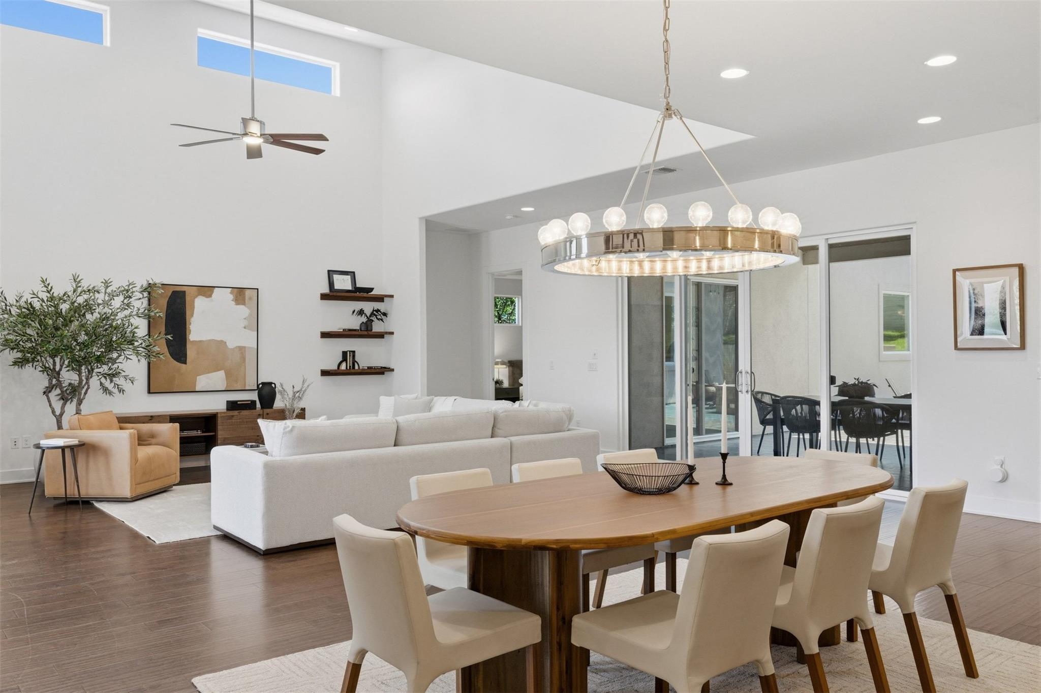 2704 Oak Park DR, Austin, TX 78704