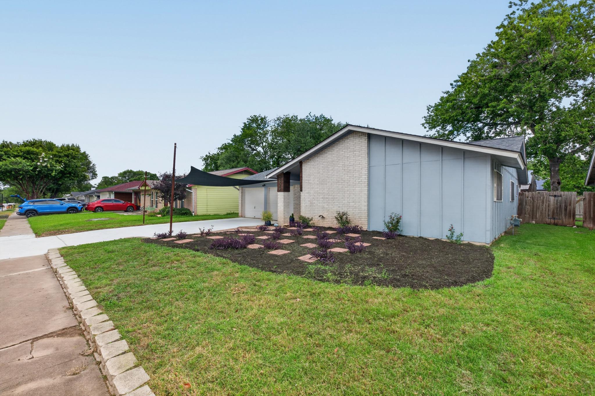 2526 Mcgregor DR, Austin, TX 78745
