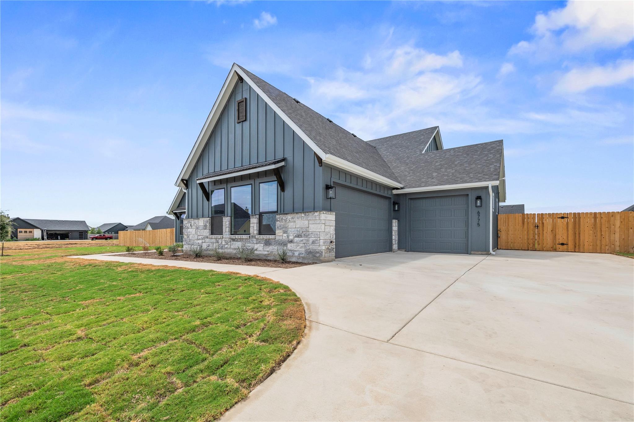 6775 Kings Mill DR, Salado, TX 76571
