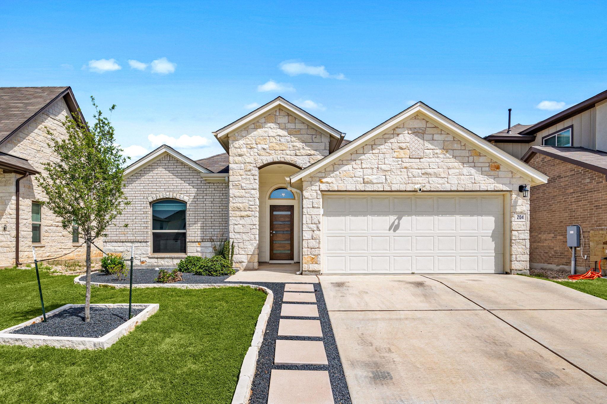 204 Backstays Loop, Kyle, TX 78640