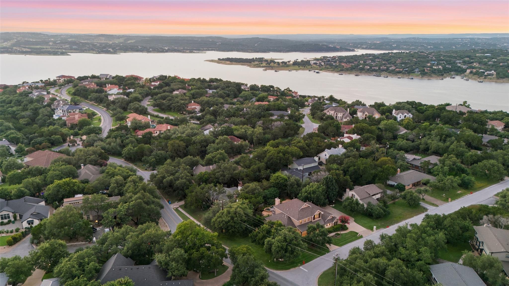 212 Malabar ST, Lakeway, TX 78734