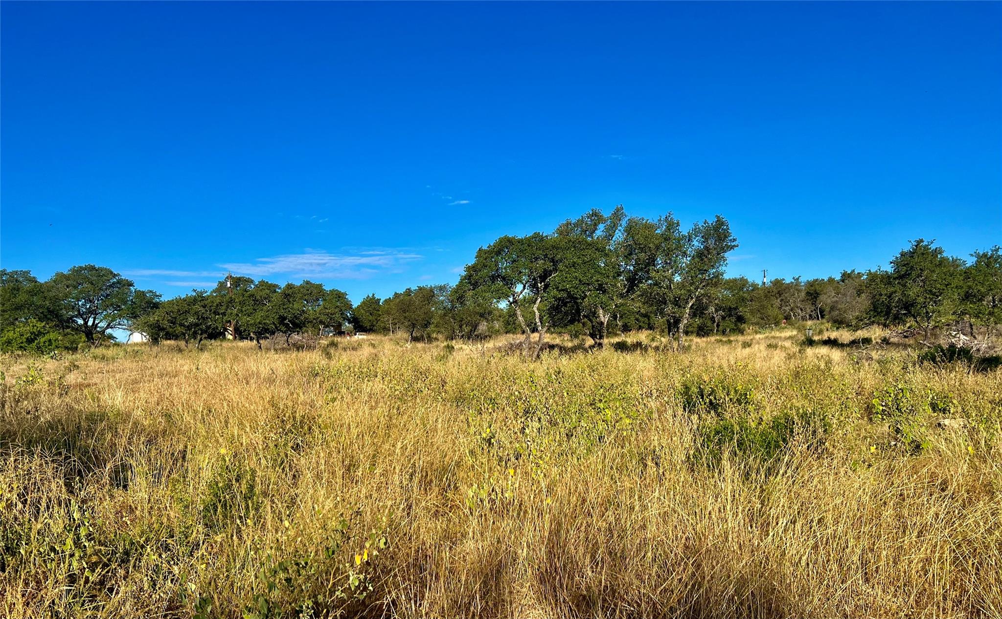 724 Nomad DR, Spicewood, TX 78669