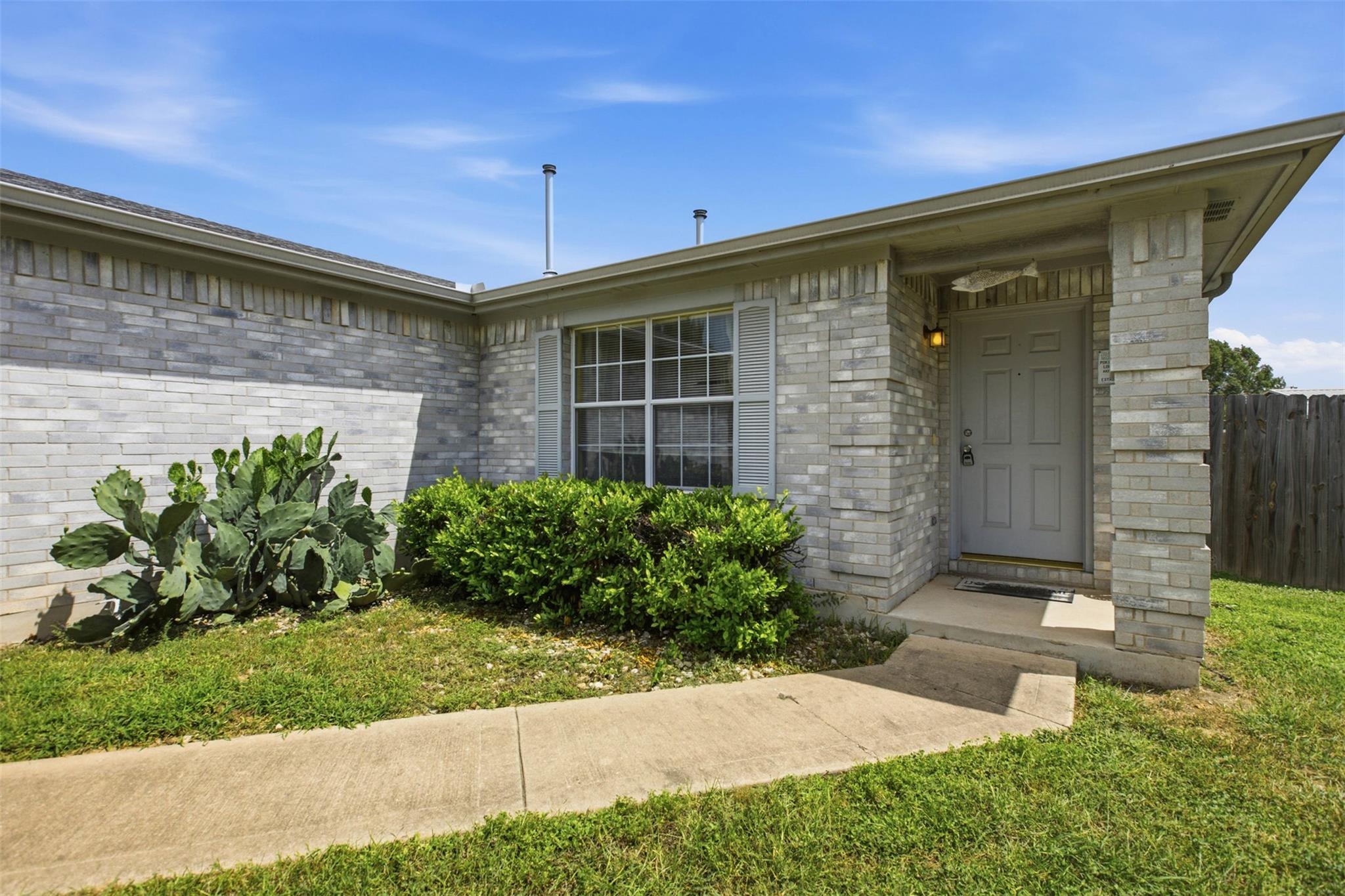 718 Blair Ave, Bastrop, TX 78602